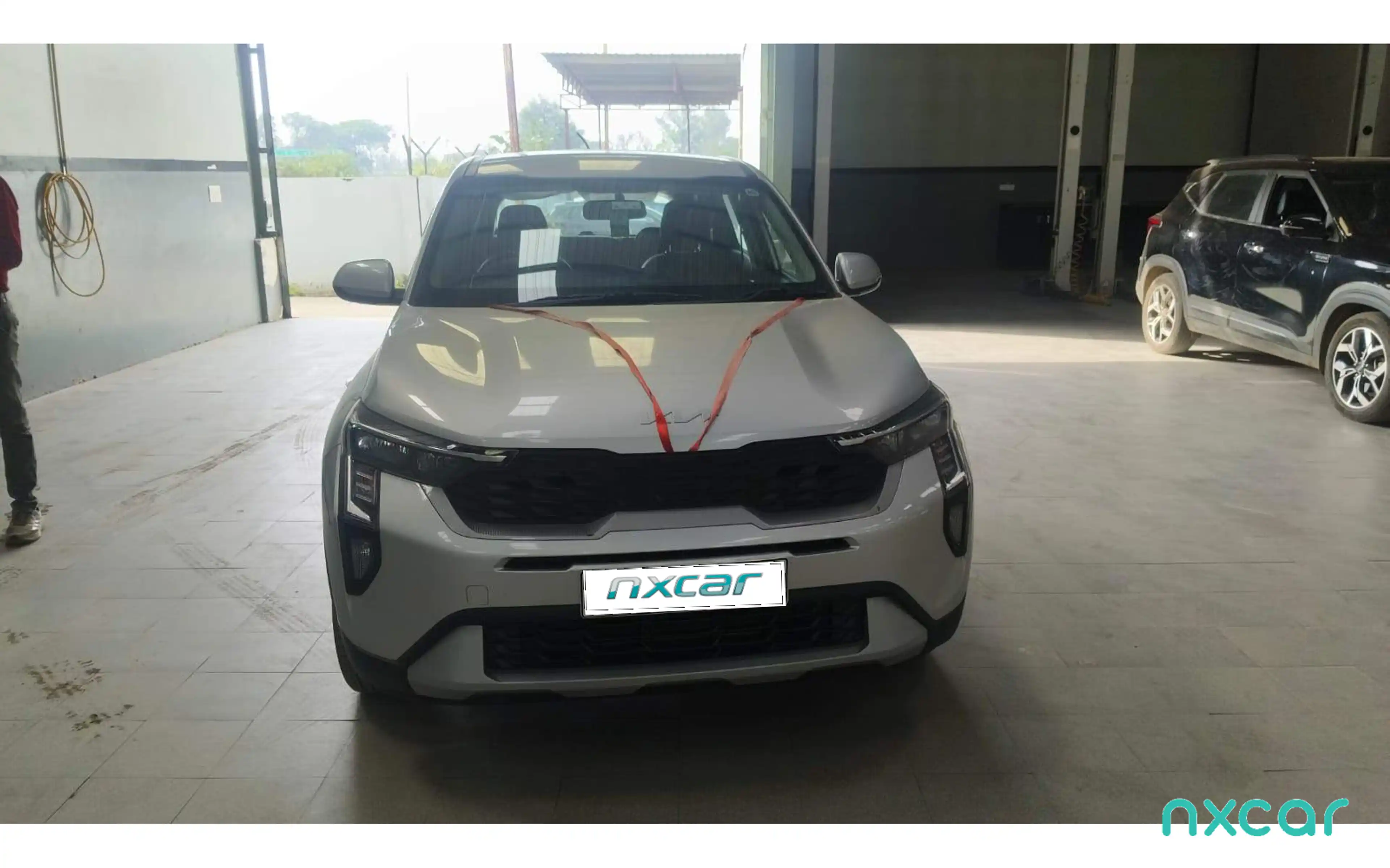 Used Kia sonet gtx-plus-10-turbo-petrol-dct-dual-tone for sale on Nxcar