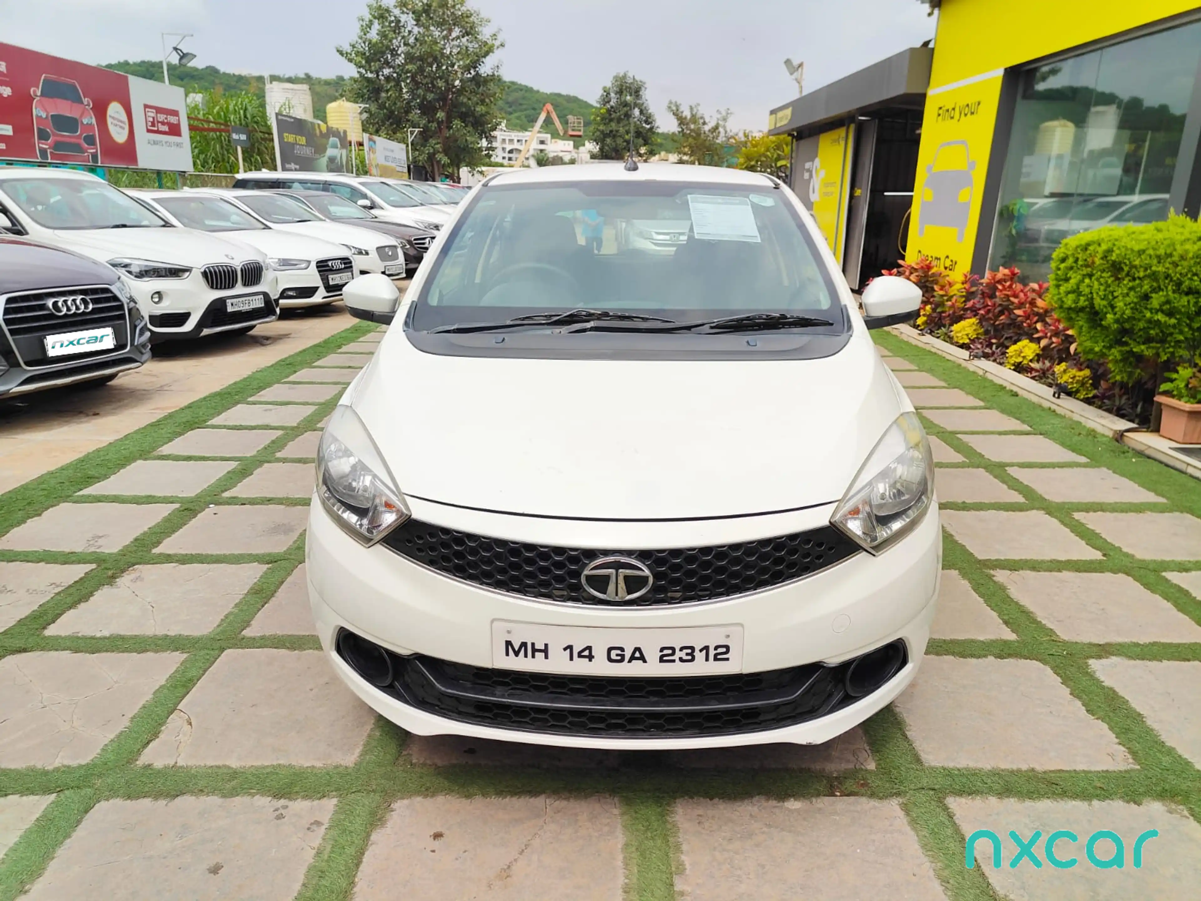 Used Maruti Suzuki eeco 7-str-2014-20192010-2022 for sale on Nxcar