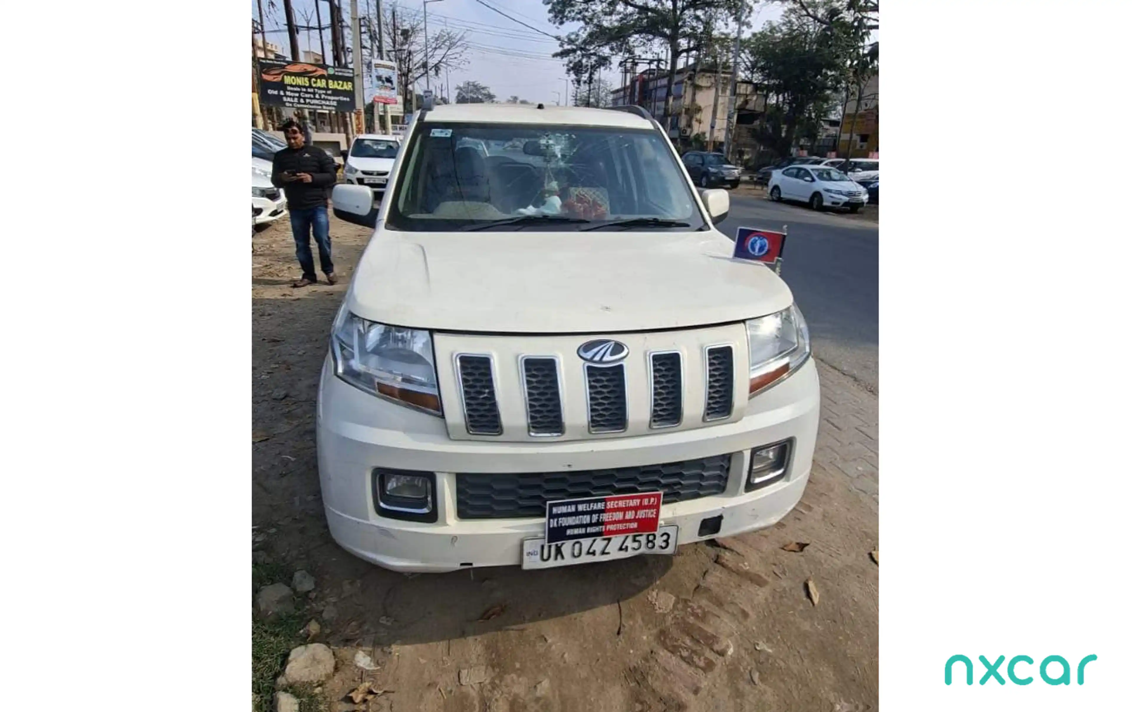 Used Mahindra tuv300 t8 for sale on Nxcar