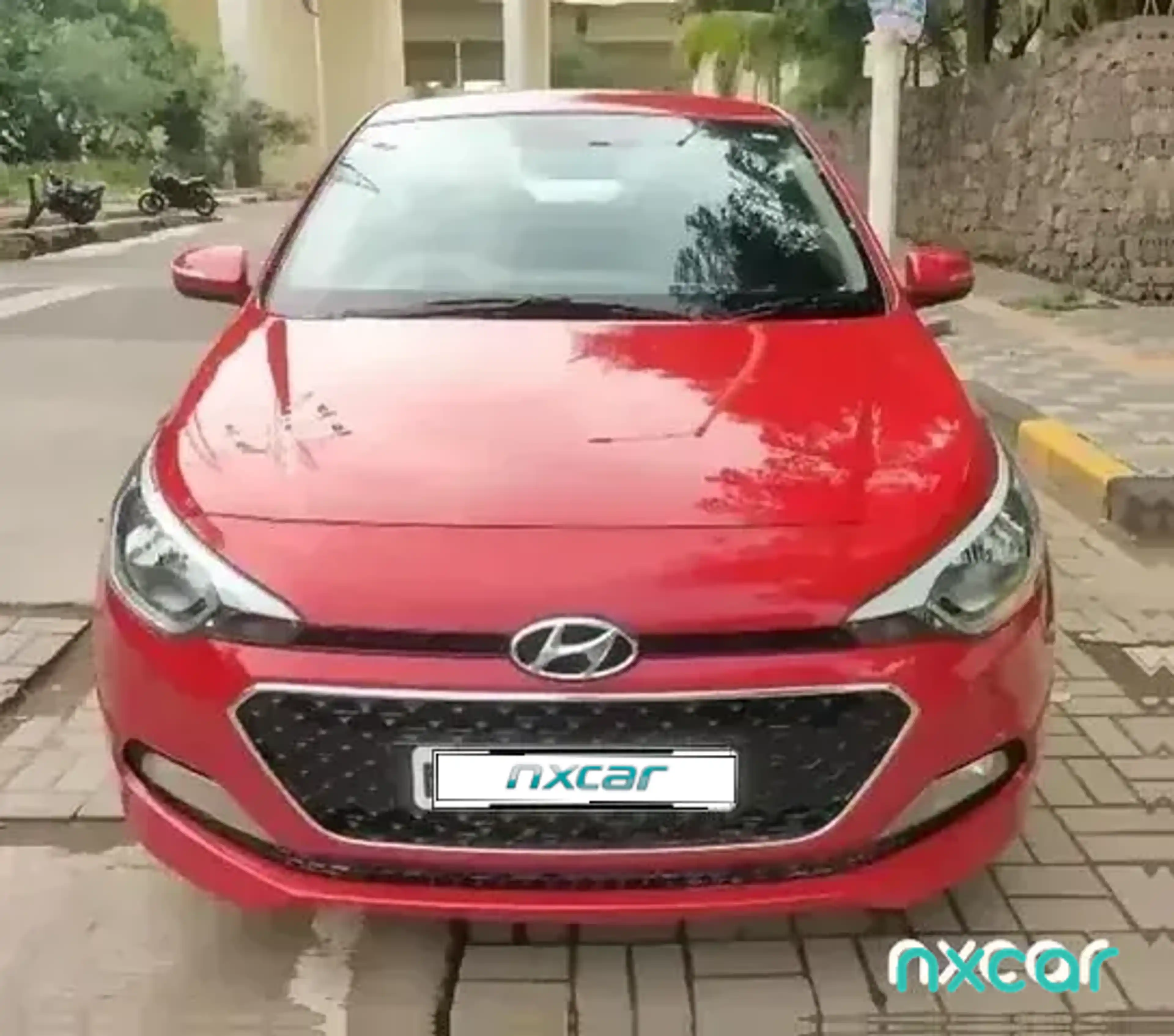 Used Hyundai i20 sportz-12-mt for sale on Nxcar