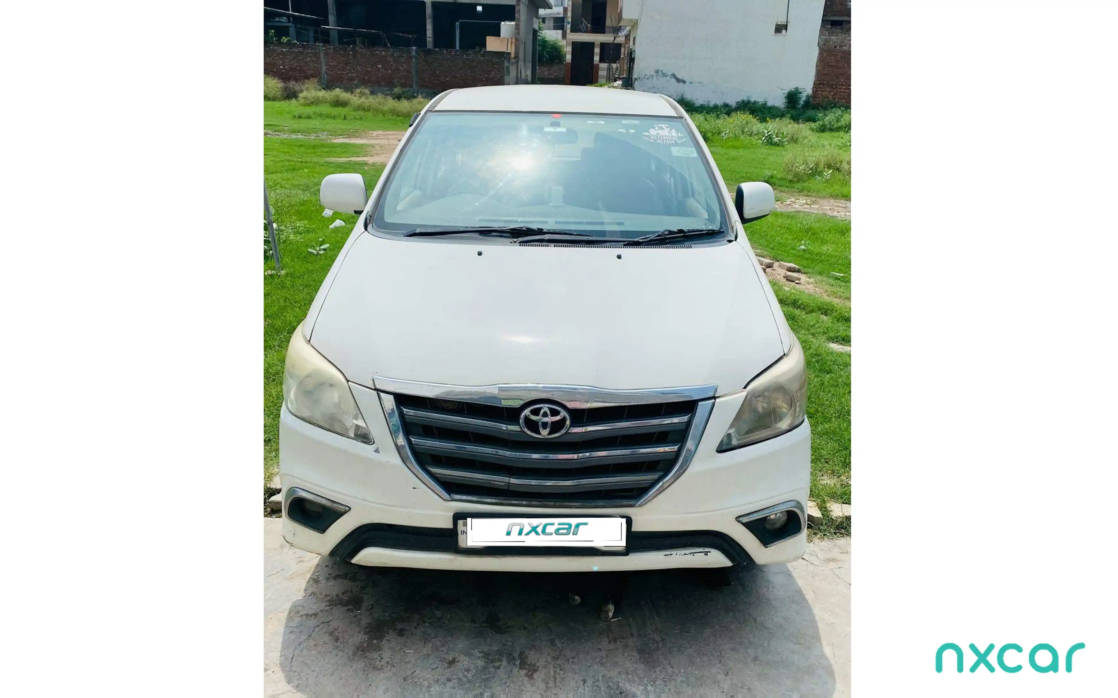 Used Toyota innova 25-g-8-str-bs-iv2013-2014 for sale on Nxcar