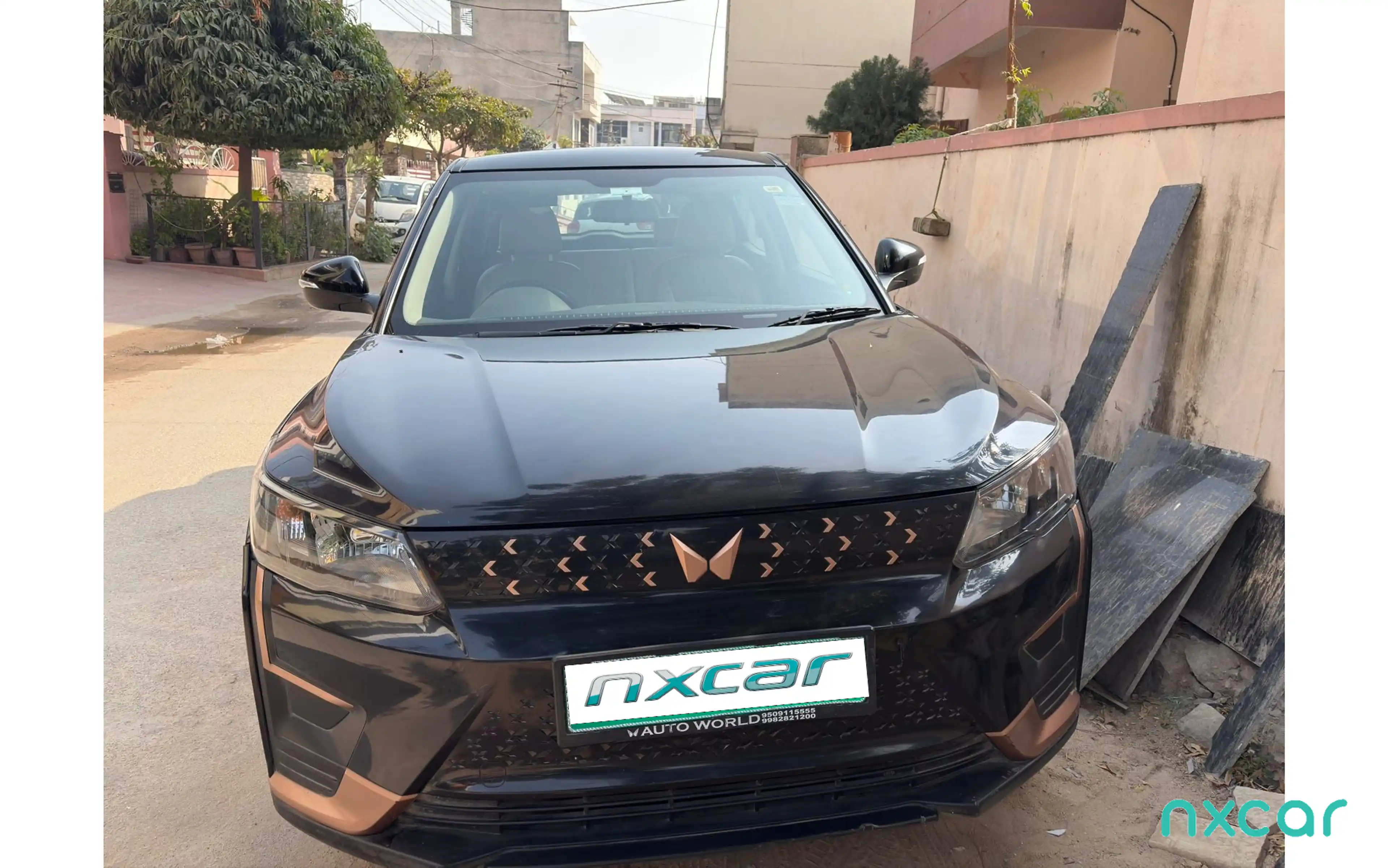 Used Mahindra xuv400 ec-345-kwh for sale on Nxcar