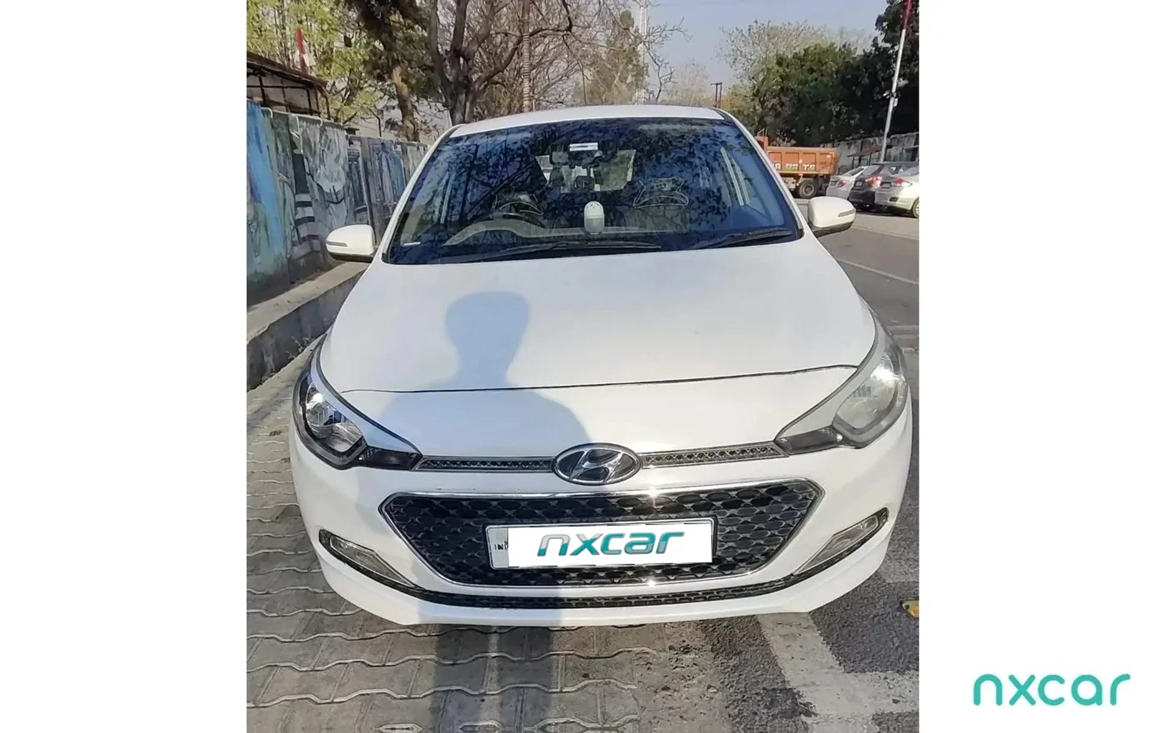 Used Hyundai i20 sportz-12-ivt for sale on Nxcar