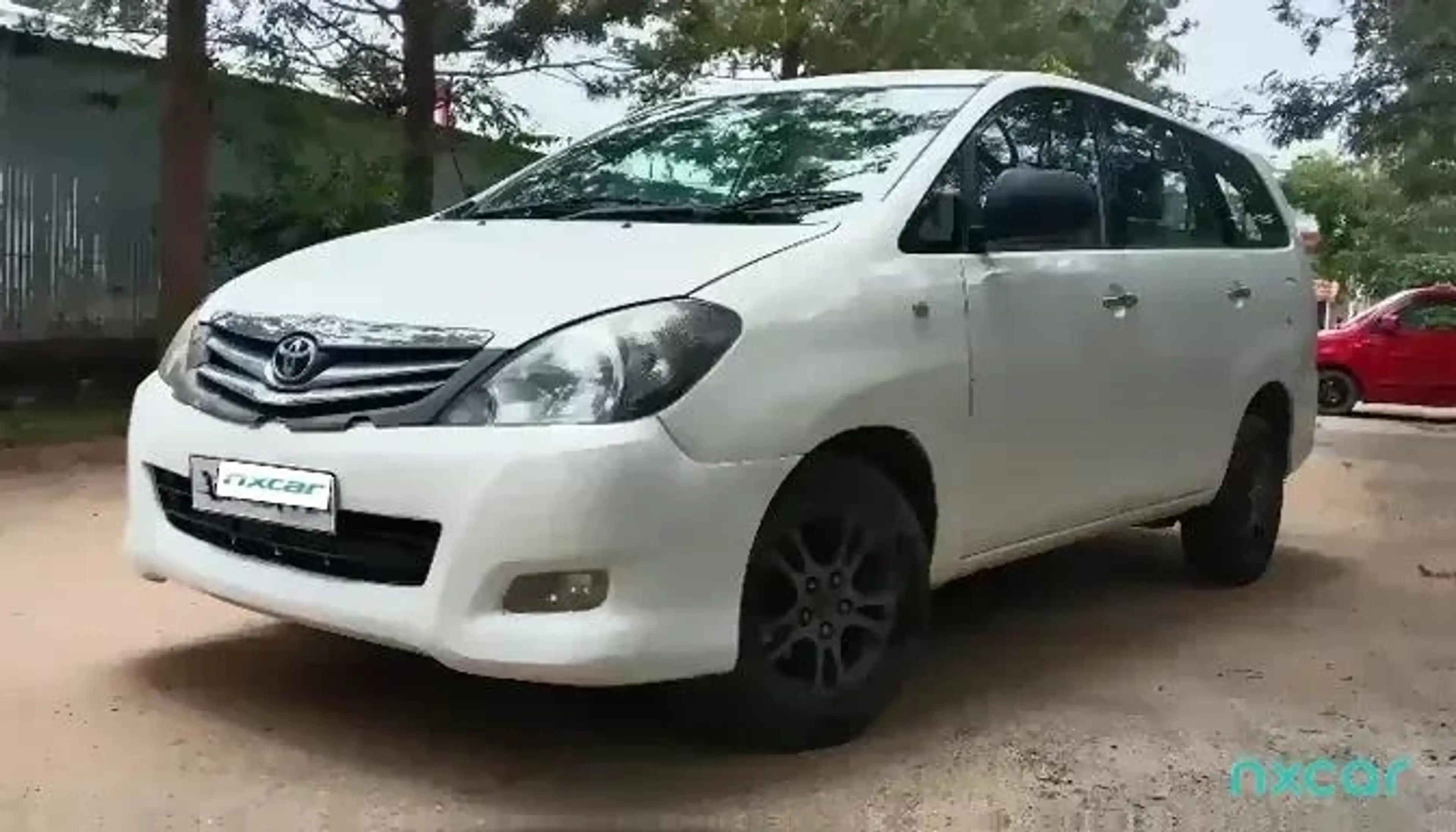Used Toyota innova 25-vx-7-str2009-2012 for sale on Nxcar