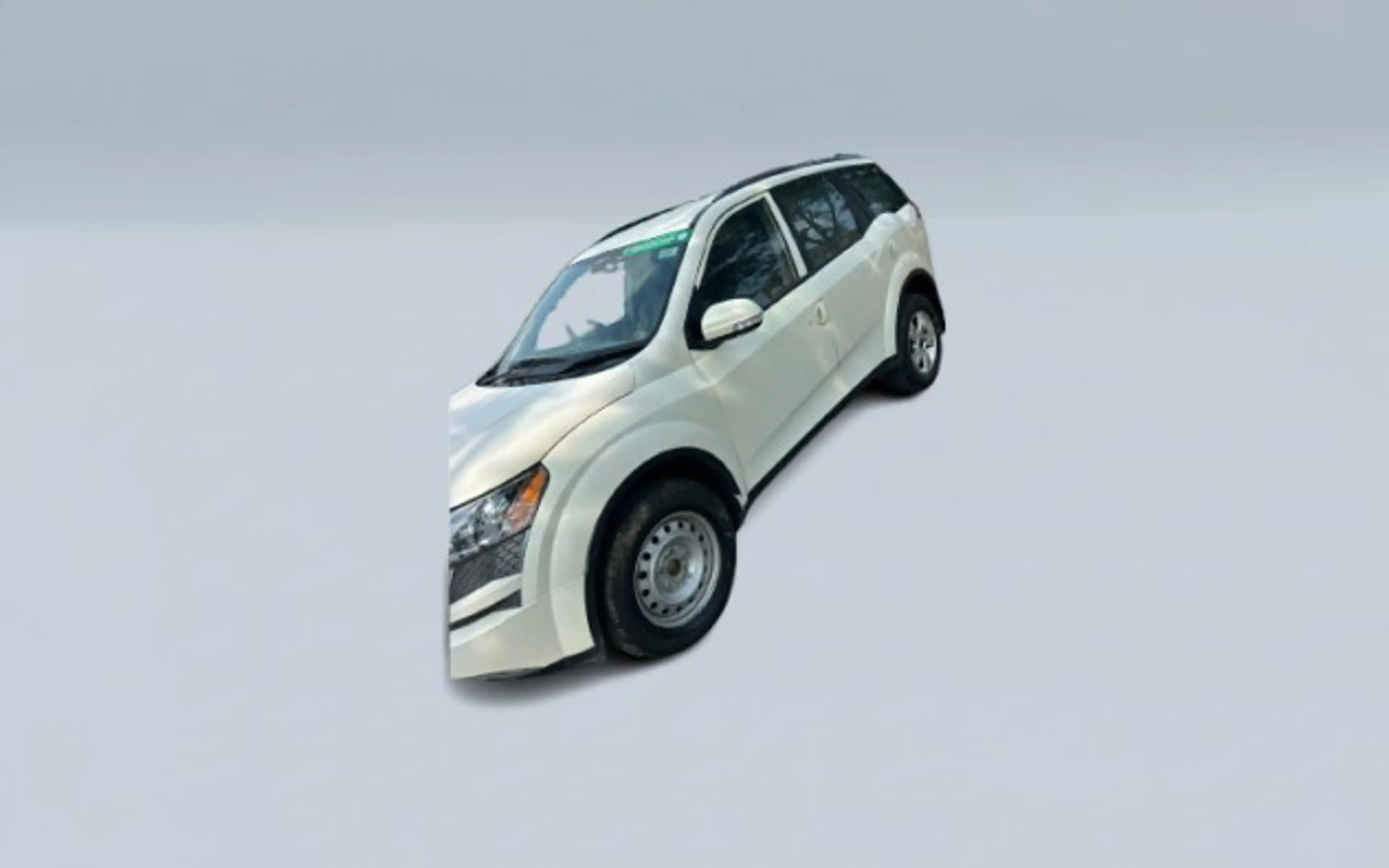 Used Mahindra xuv500 w82011-2015 for sale on Nxcar