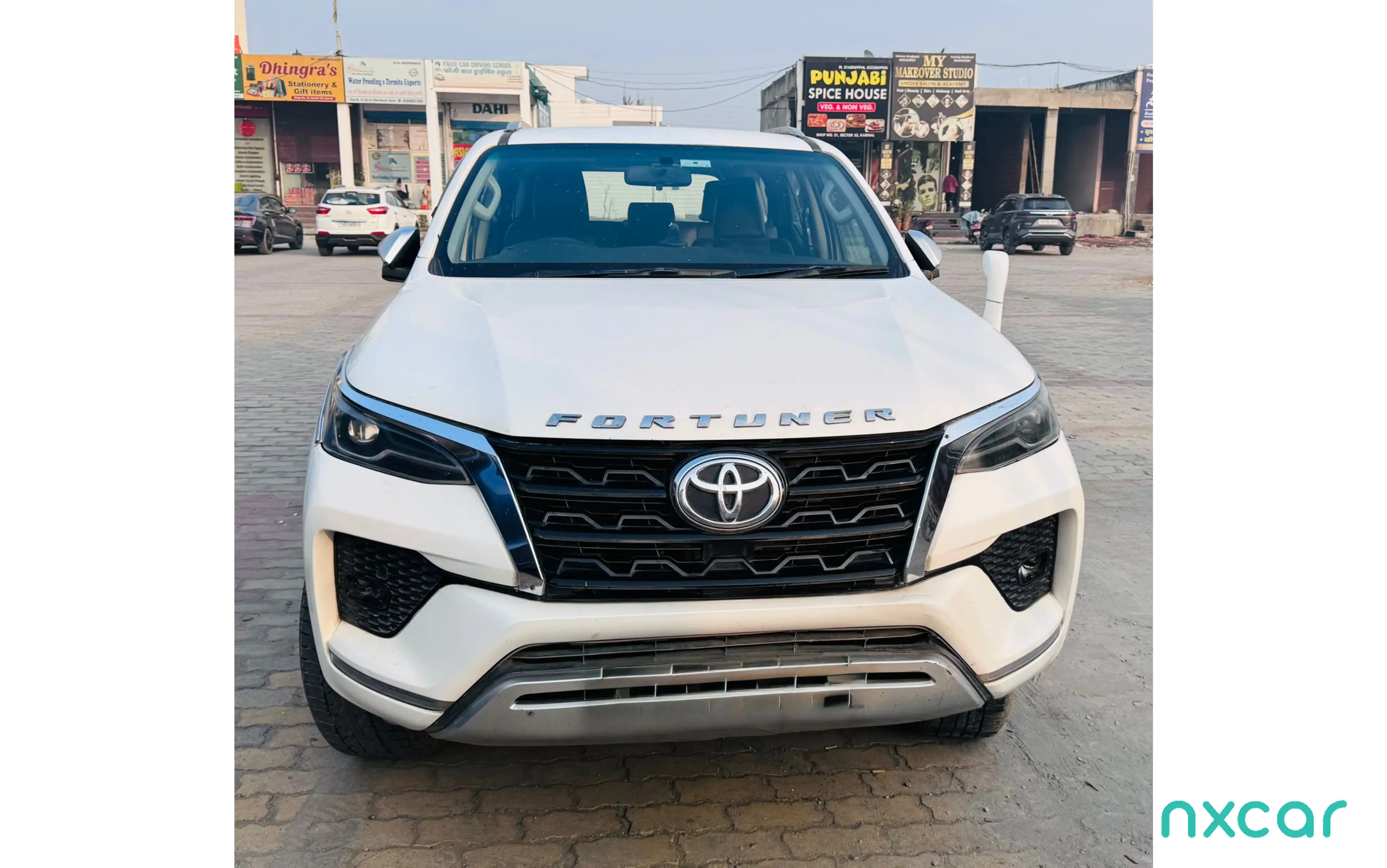 Used Toyota fortuner 4x2-mt-28-diesel for sale on Nxcar