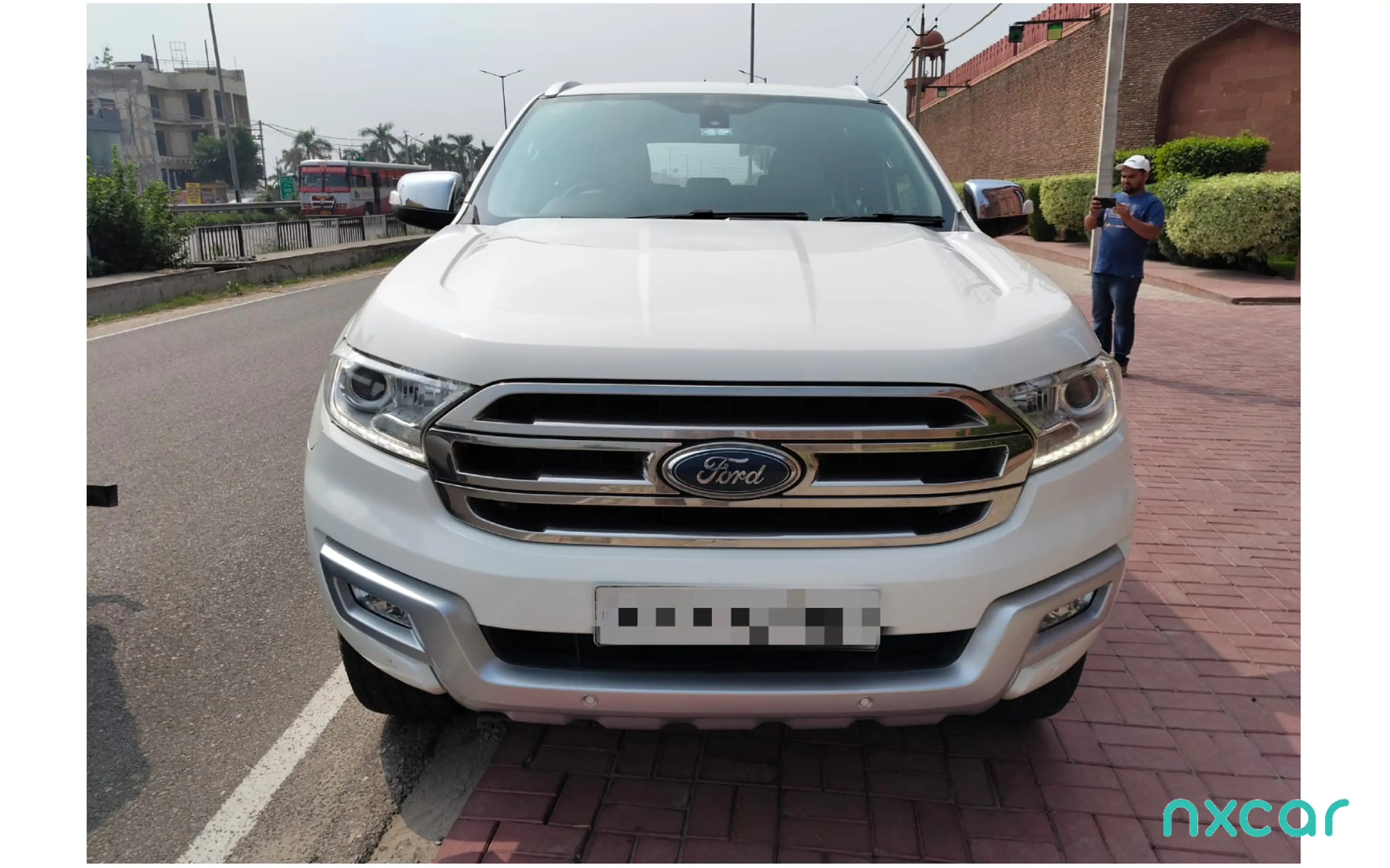 Used Ford endeavour titanium-plus-32-4x4-at for sale on Nxcar