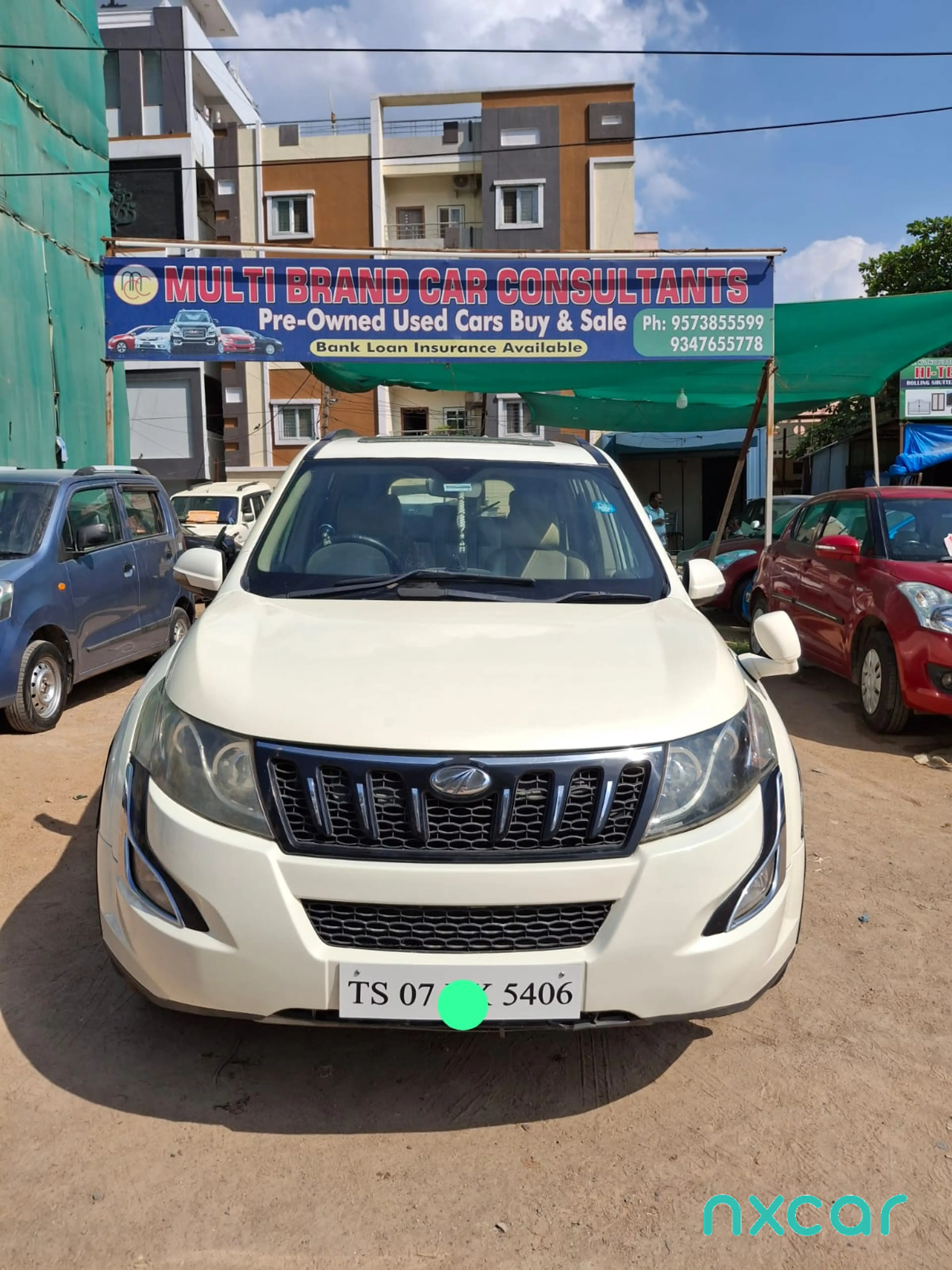 Used Mahindra xuv500 w102015-2018 for sale on Nxcar