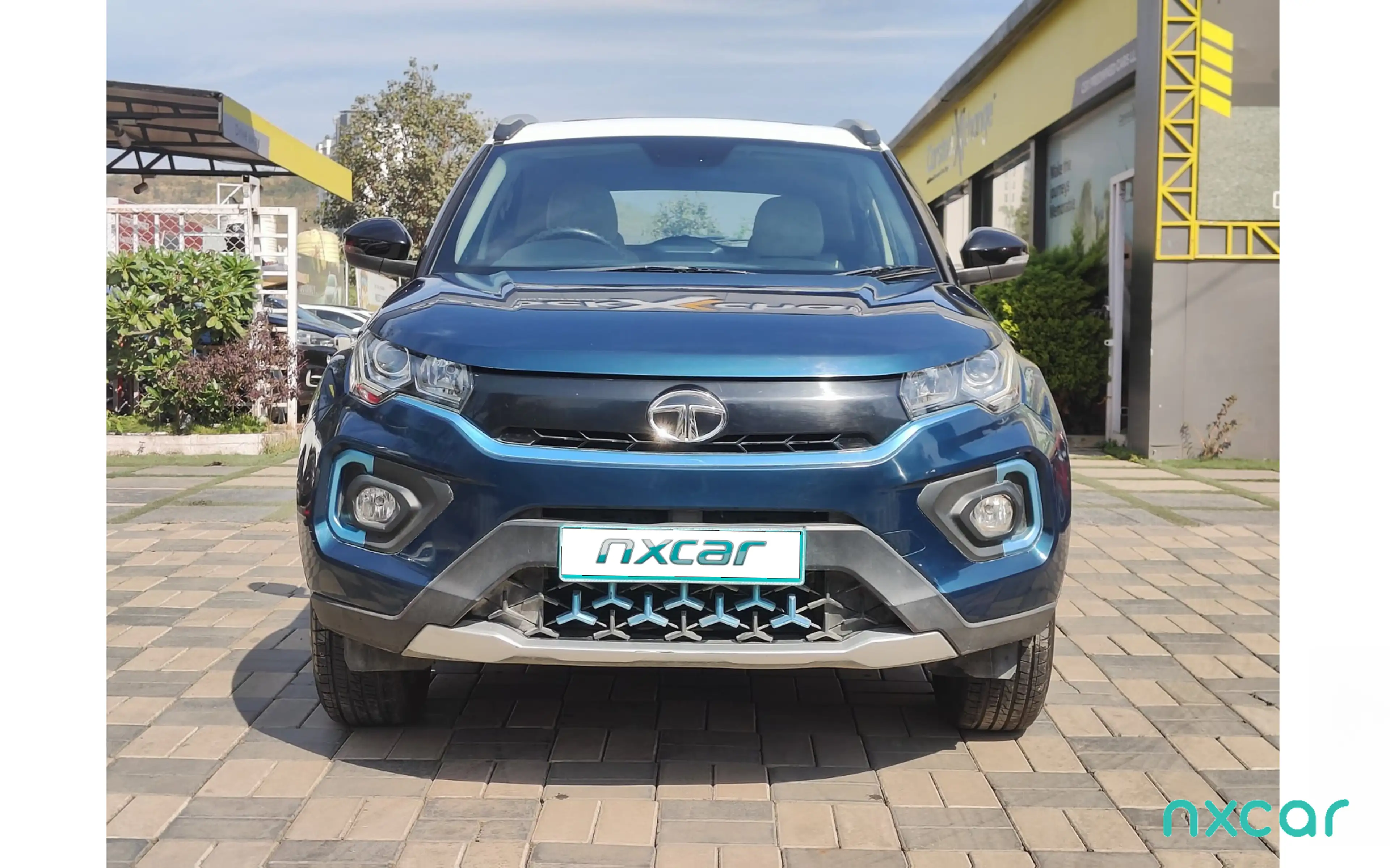 Used Tata nexon-ev xz-plus2020-2022 for sale on Nxcar