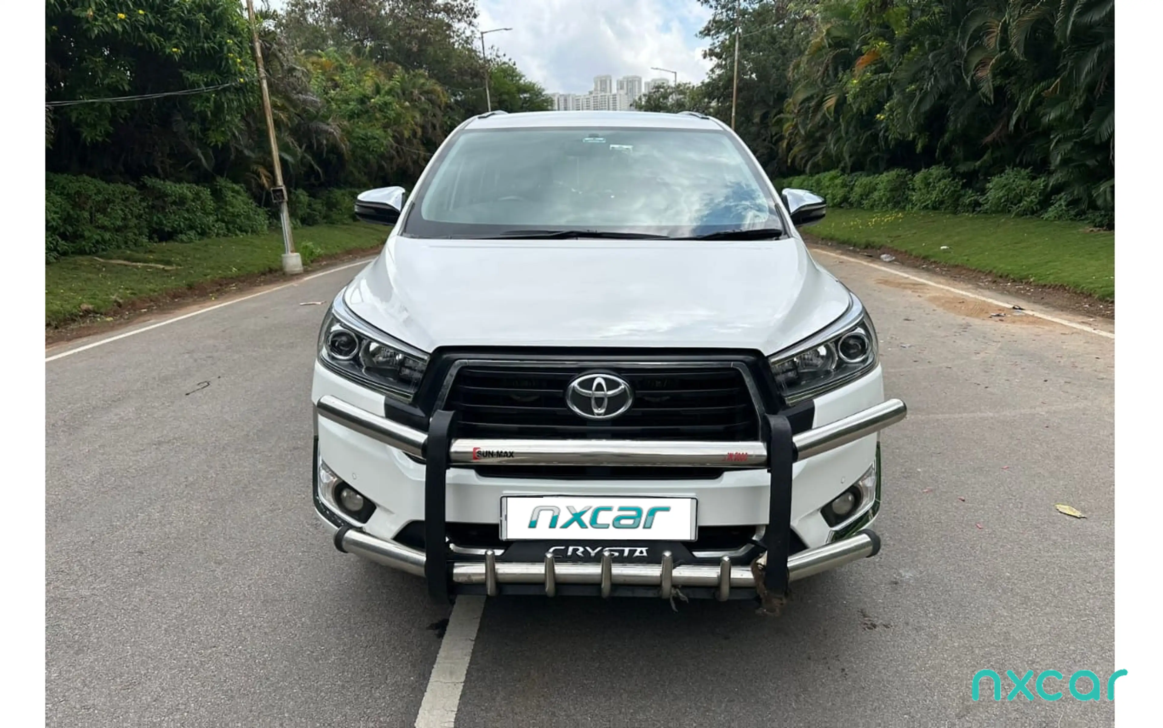 Used Toyota innova-crysta 24-z for sale on Nxcar