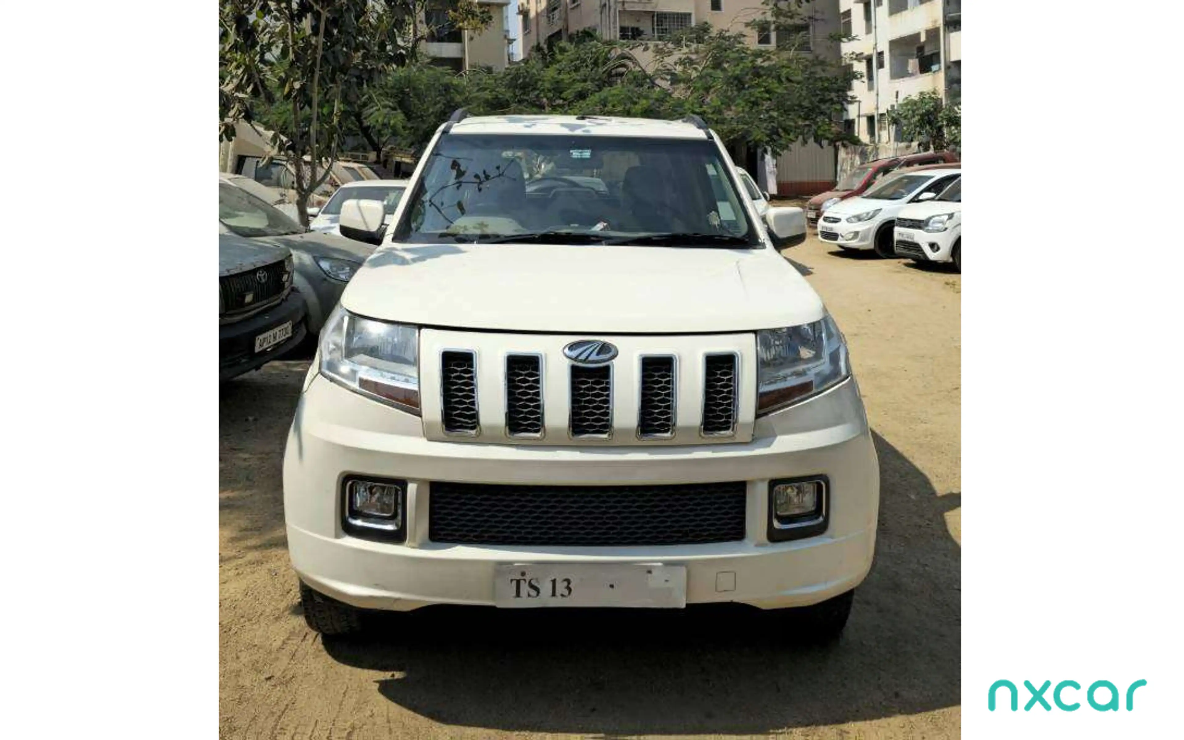 Used Mahindra tuv300 t82015-2019 for sale on Nxcar