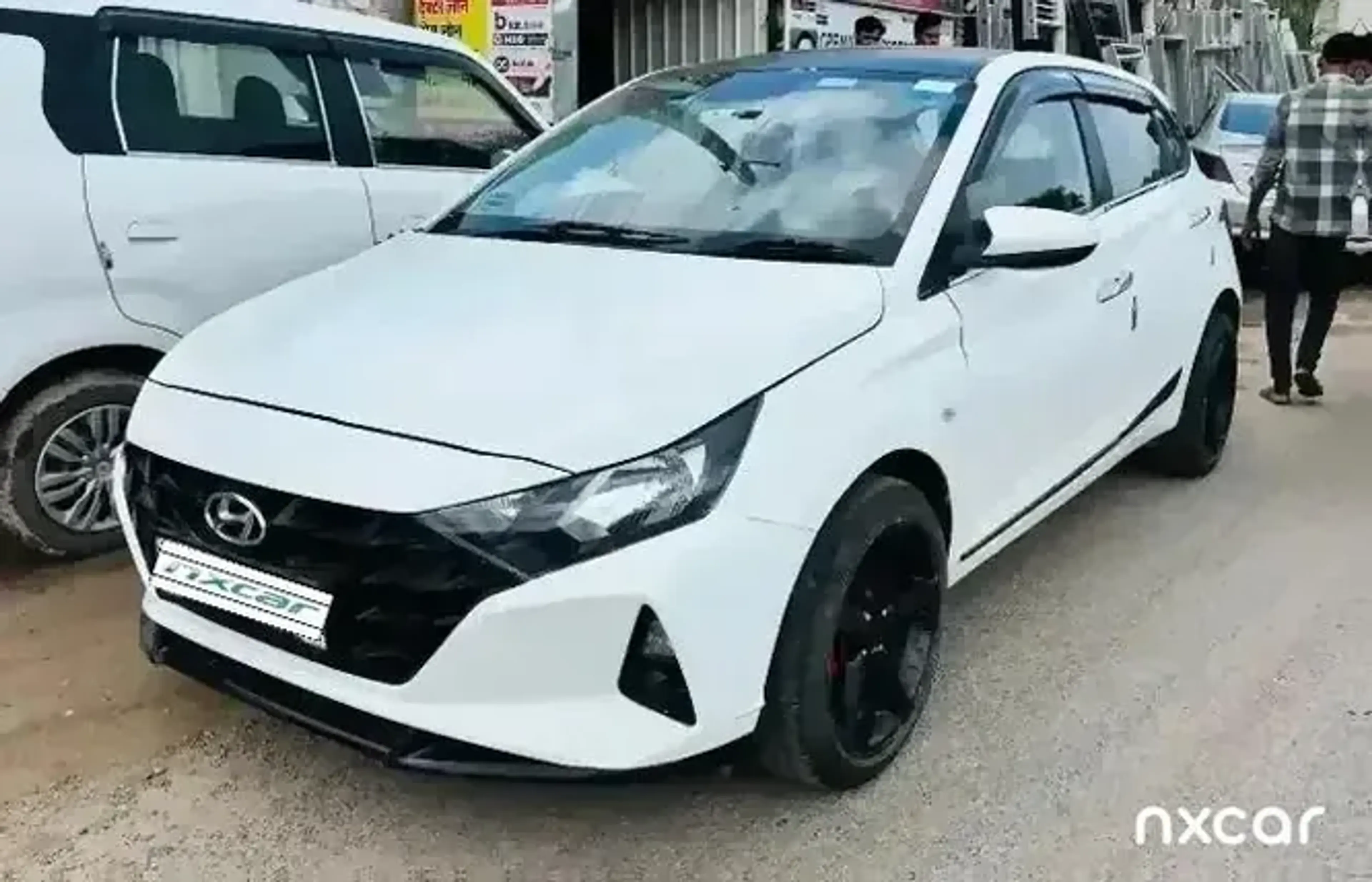 Used Hyundai i20 asta-12-mt for sale on Nxcar