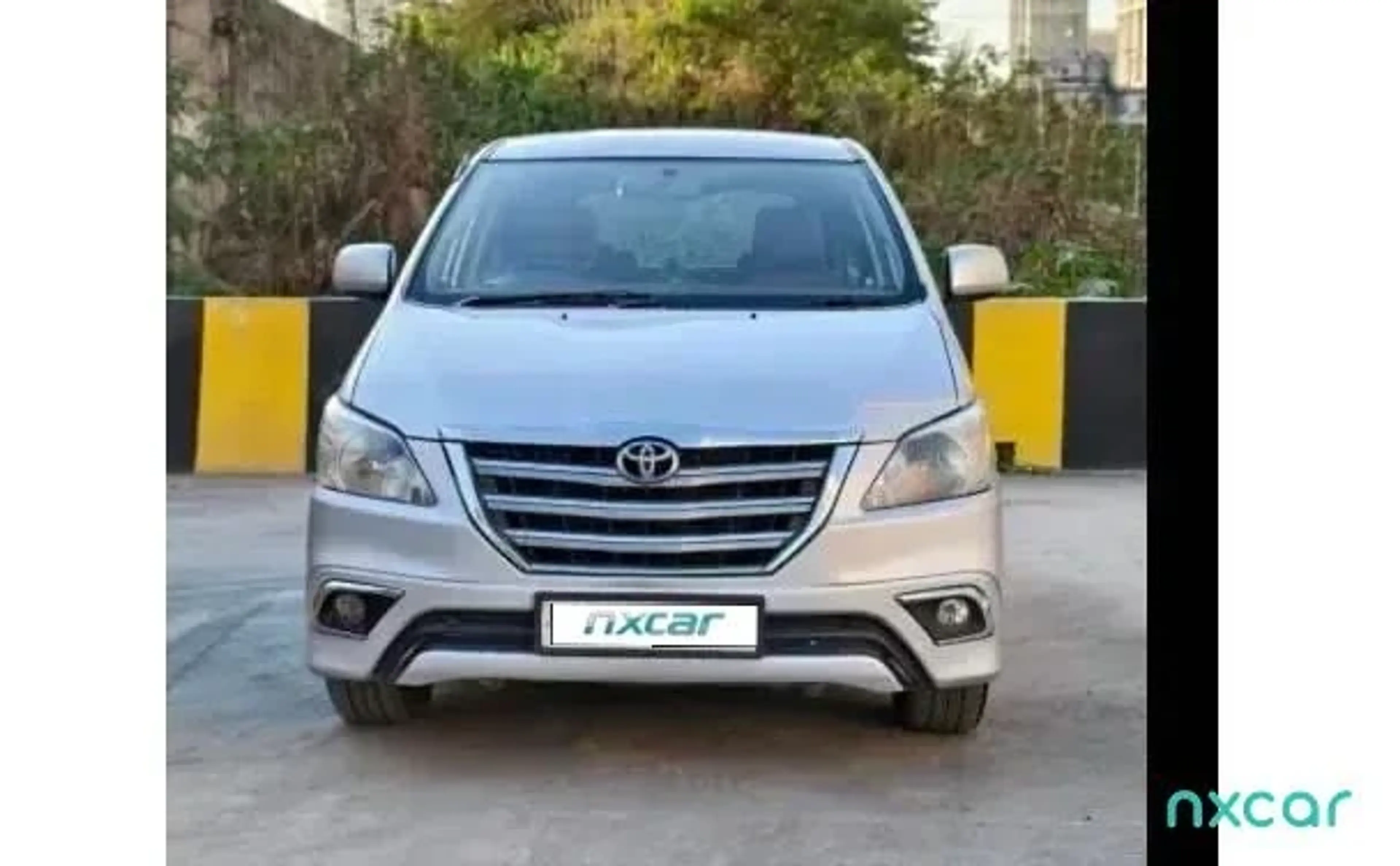 Used Toyota innova 25-g-bs-iv-8-str2015-2016 for sale on Nxcar