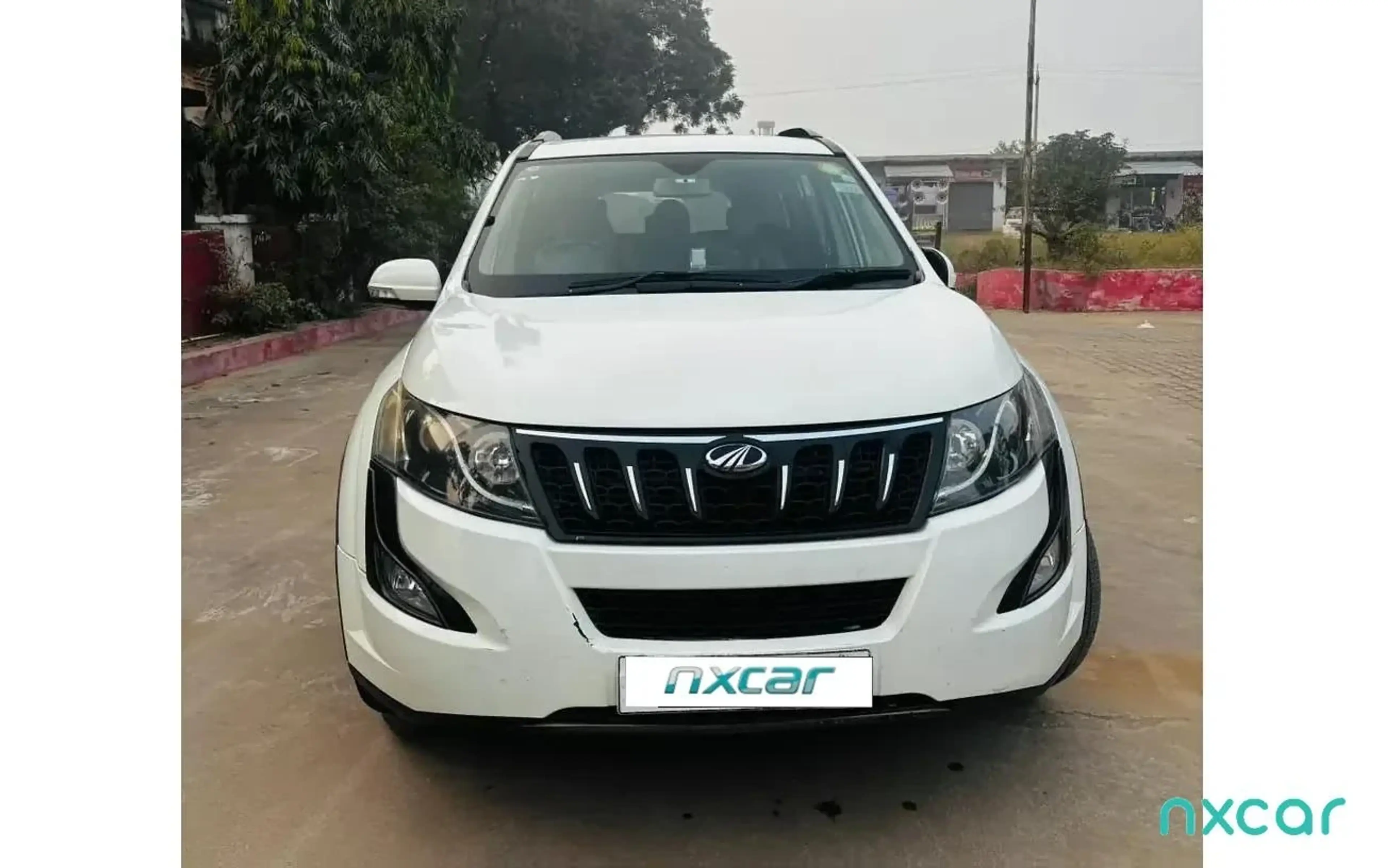 Used Mahindra xuv500 w6-1992015-2018 for sale on Nxcar