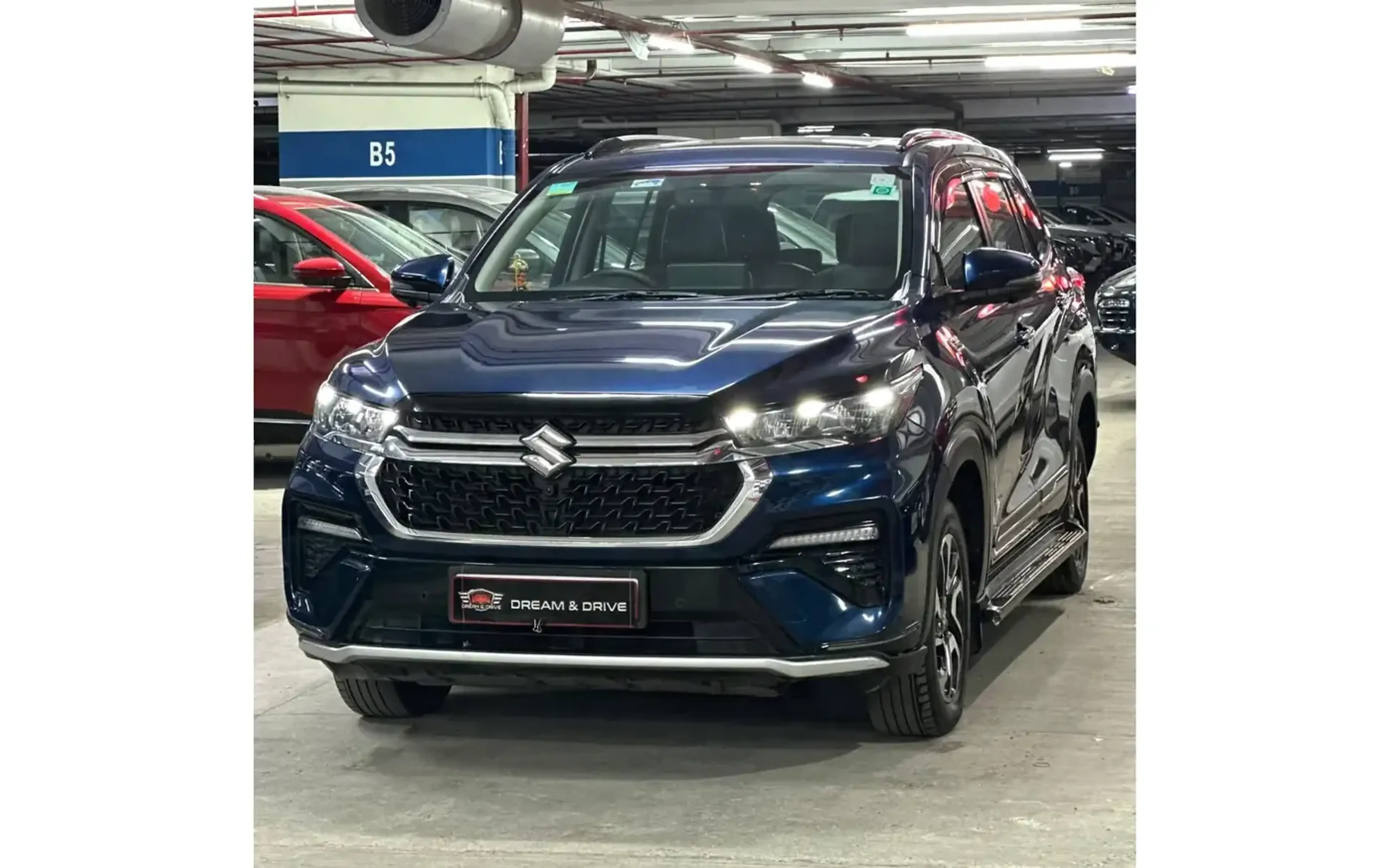 Used Maruti Suzuki invicto strong-hybrid-alpha--7-str for sale on Nxcar