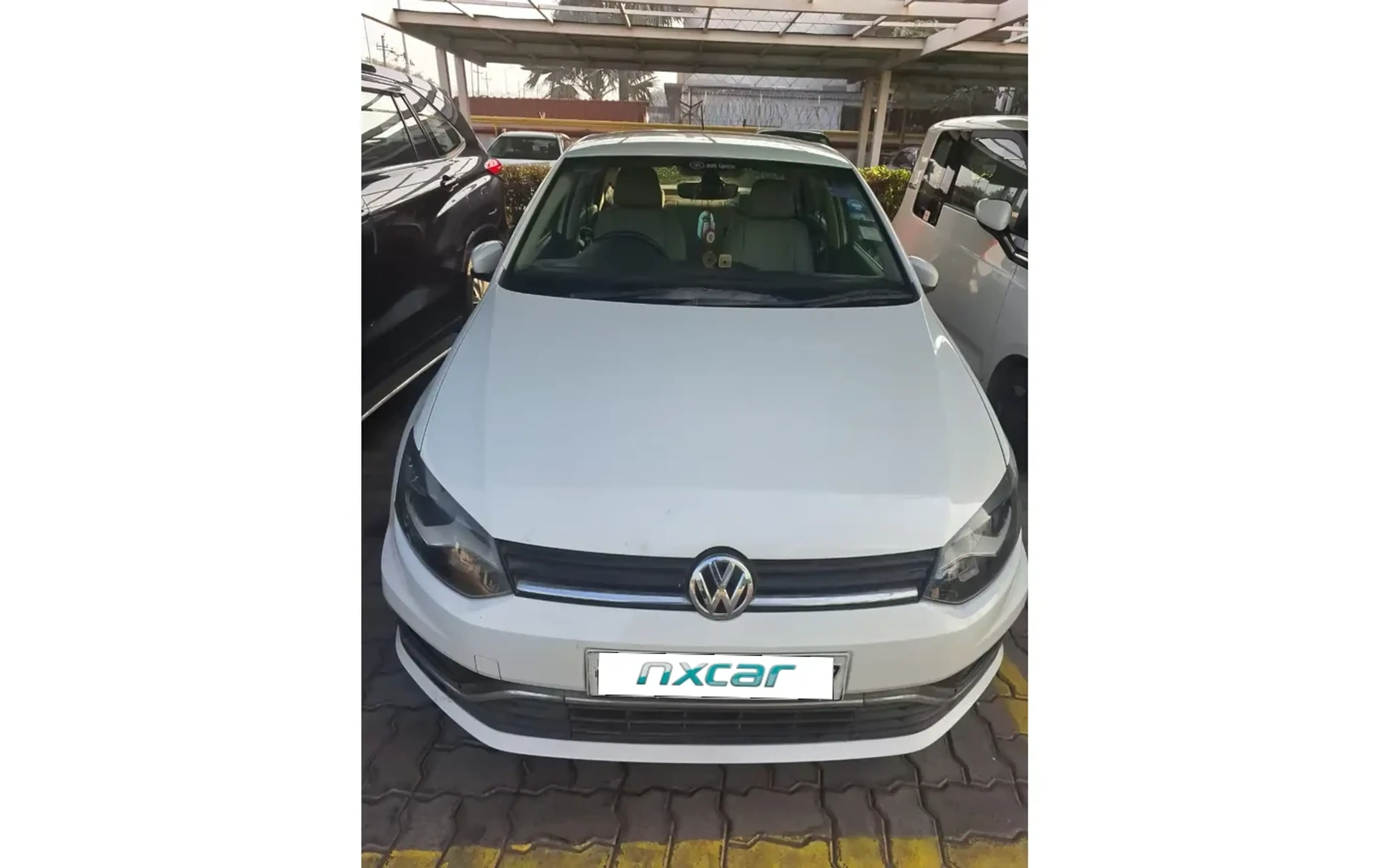 Used Volkswagen ameo highline12l-plus-p-16-alloy-2017-2018 for sale on Nxcar
