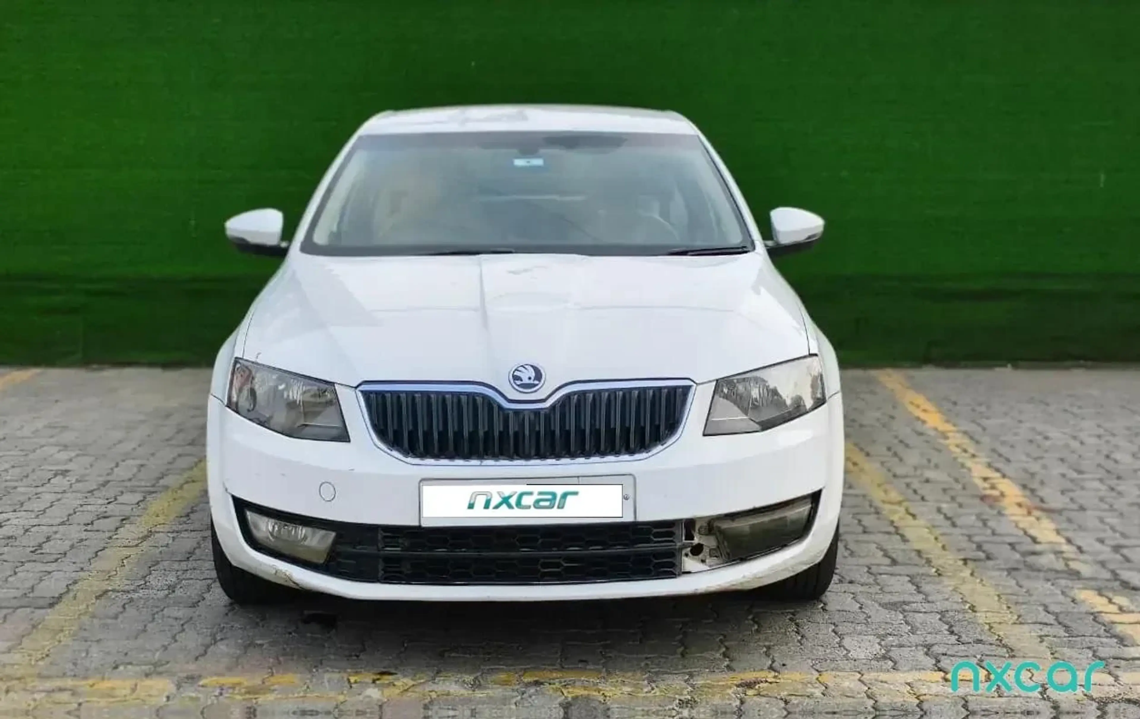 Used Skoda octavia ambition-20-tdi-at2013-2015 for sale on Nxcar