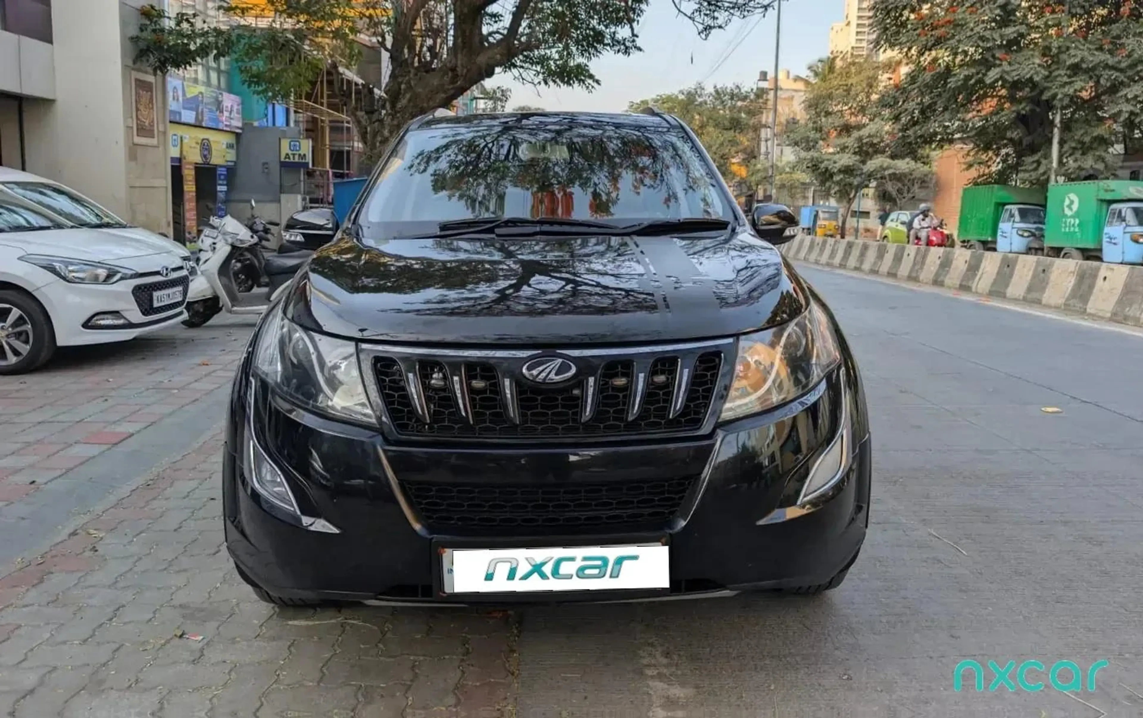 Used Mahindra xuv500 w102015-2018 for sale on Nxcar