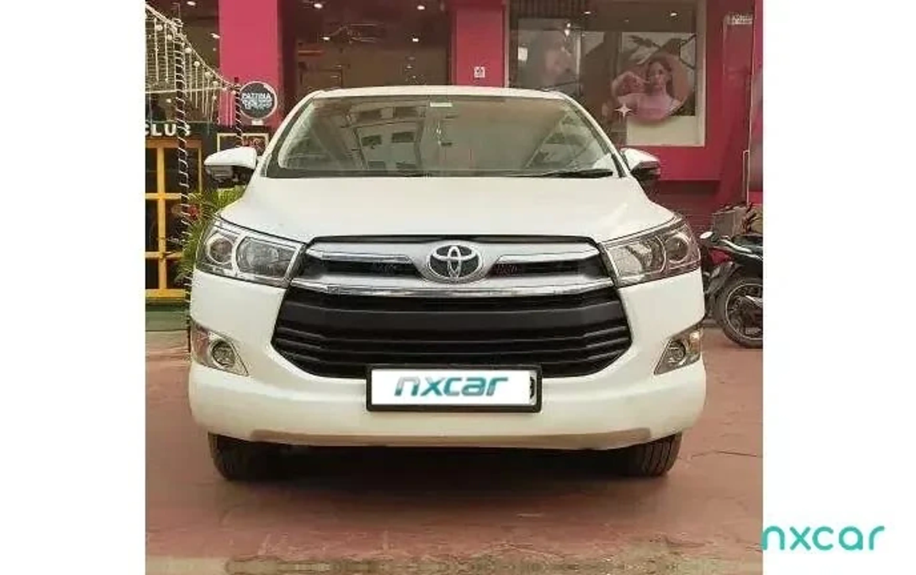 Used Toyota innova-crysta 24-v for sale on Nxcar