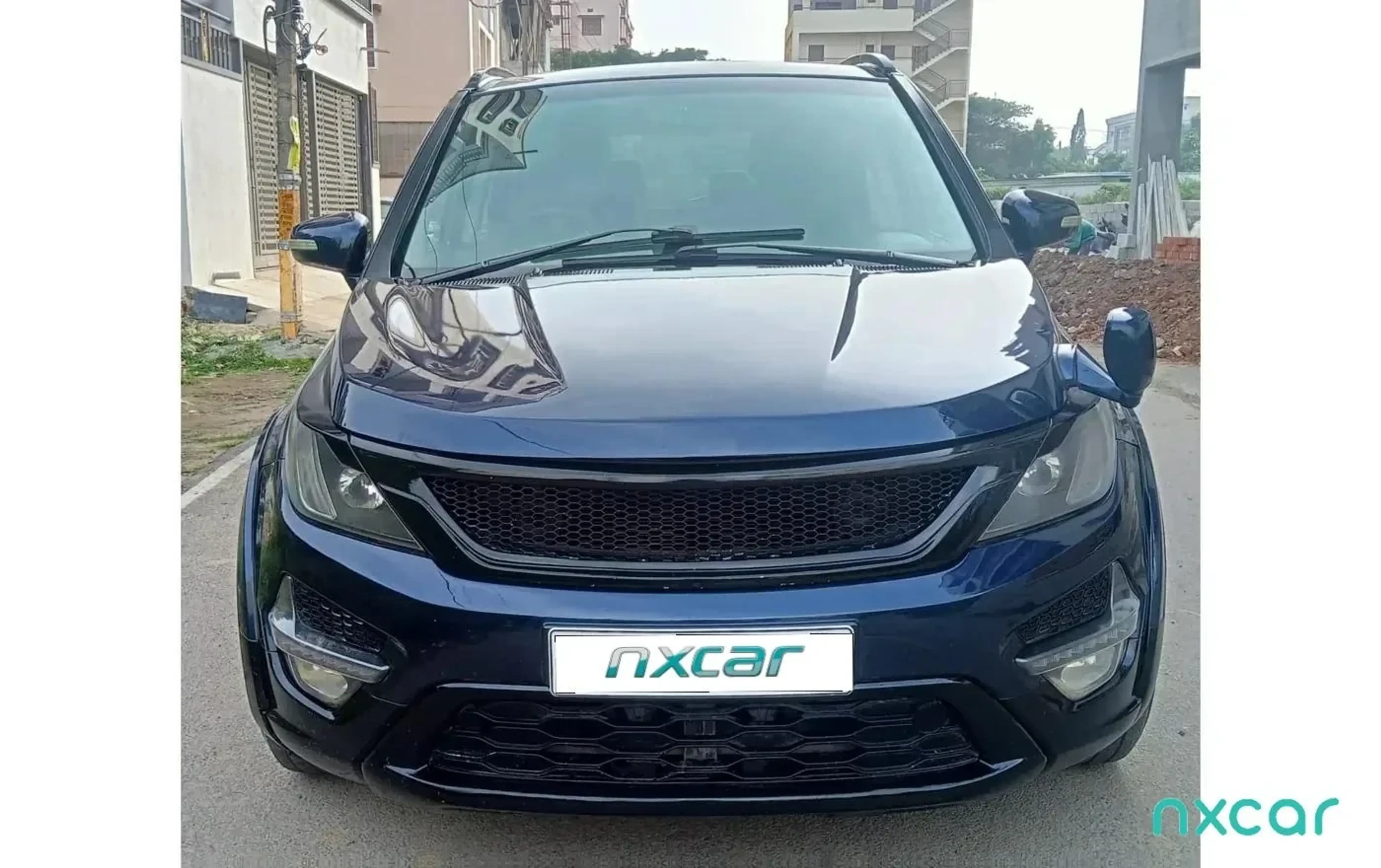 Used Tata hexa xta-4x2-6-str for sale on Nxcar