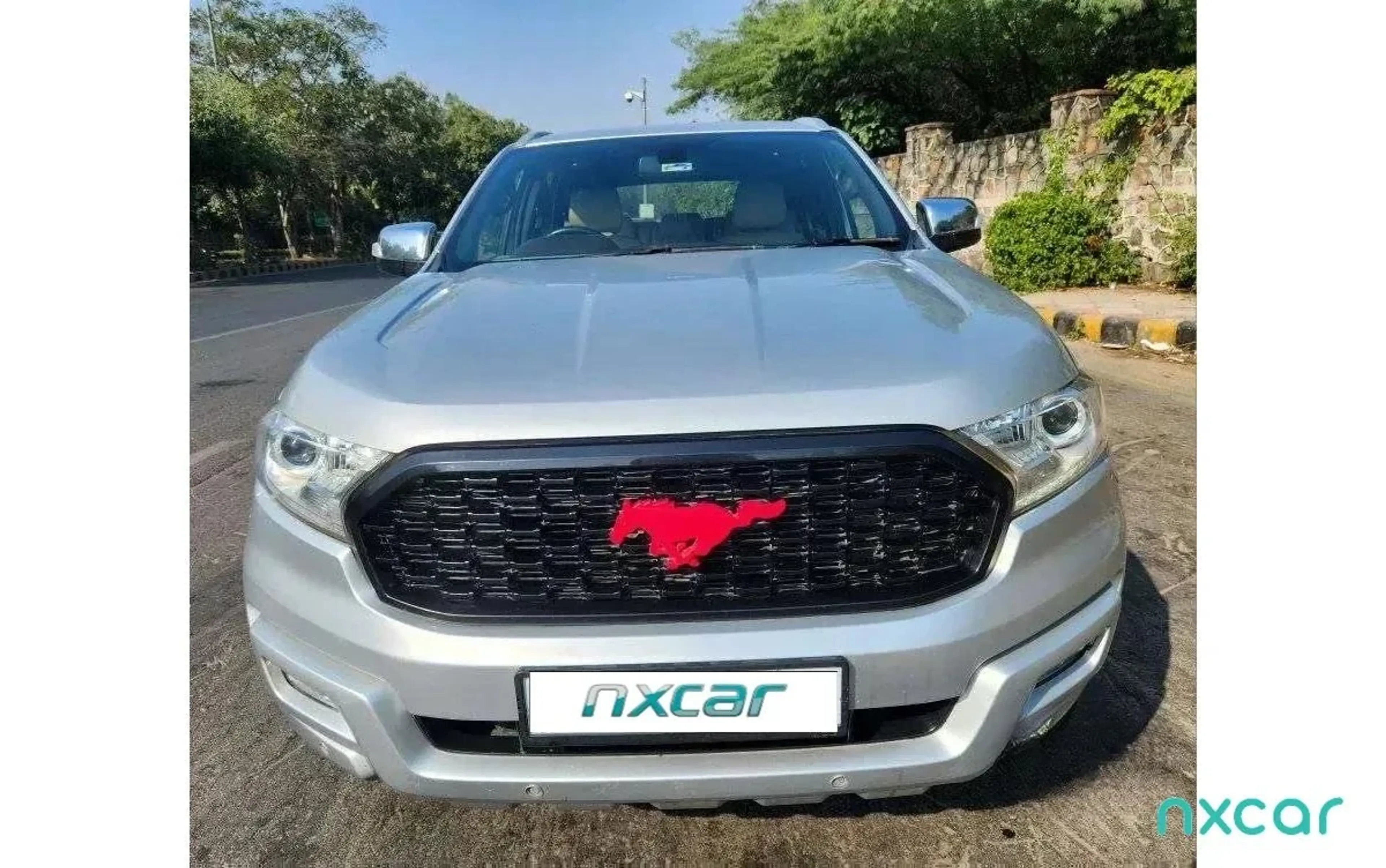 Used Ford endeavour titanium-32-4x4-at2016-2019 for sale on Nxcar