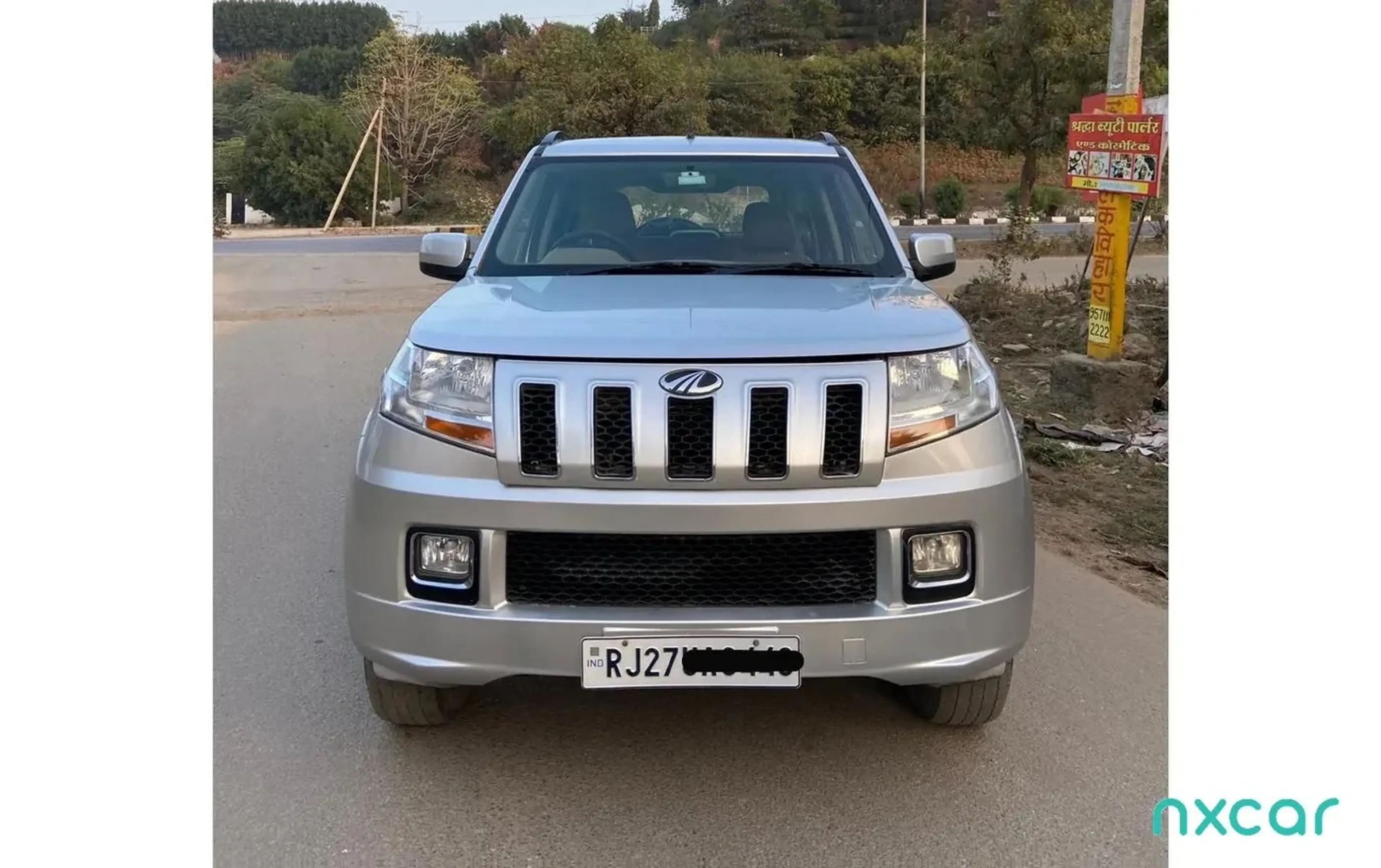 Used Mahindra tuv300 t8 for sale on Nxcar