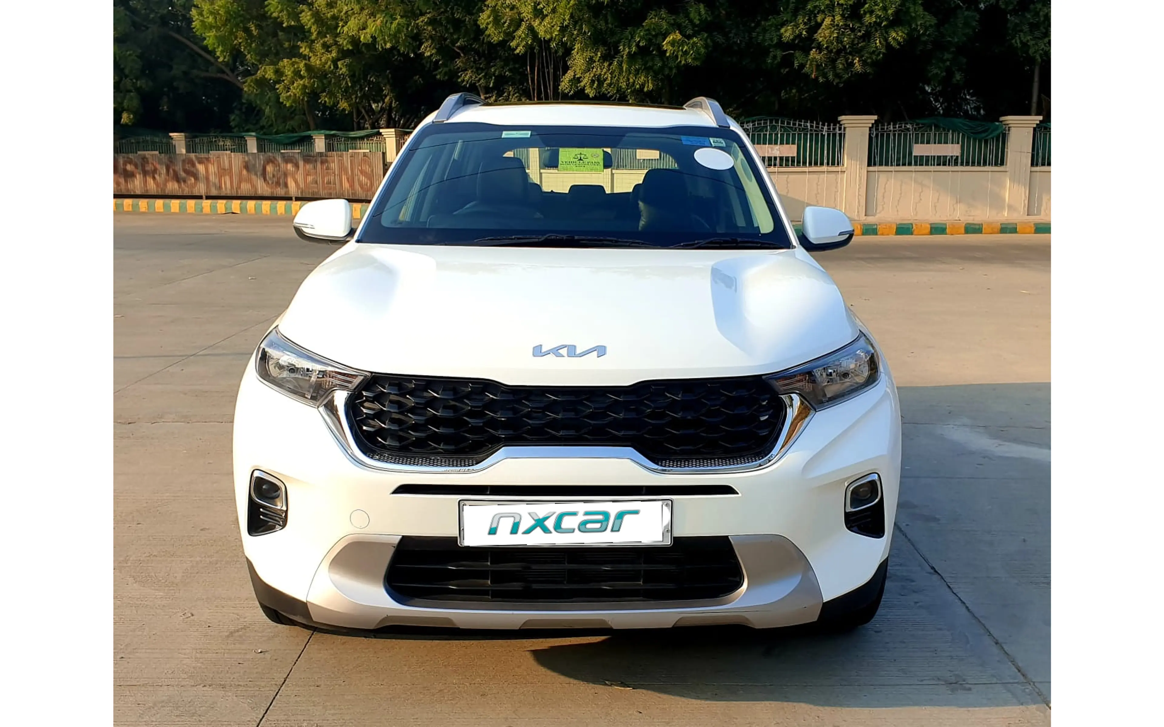 Used Kia sonet htk-plus-12-petrol-mt for sale on Nxcar