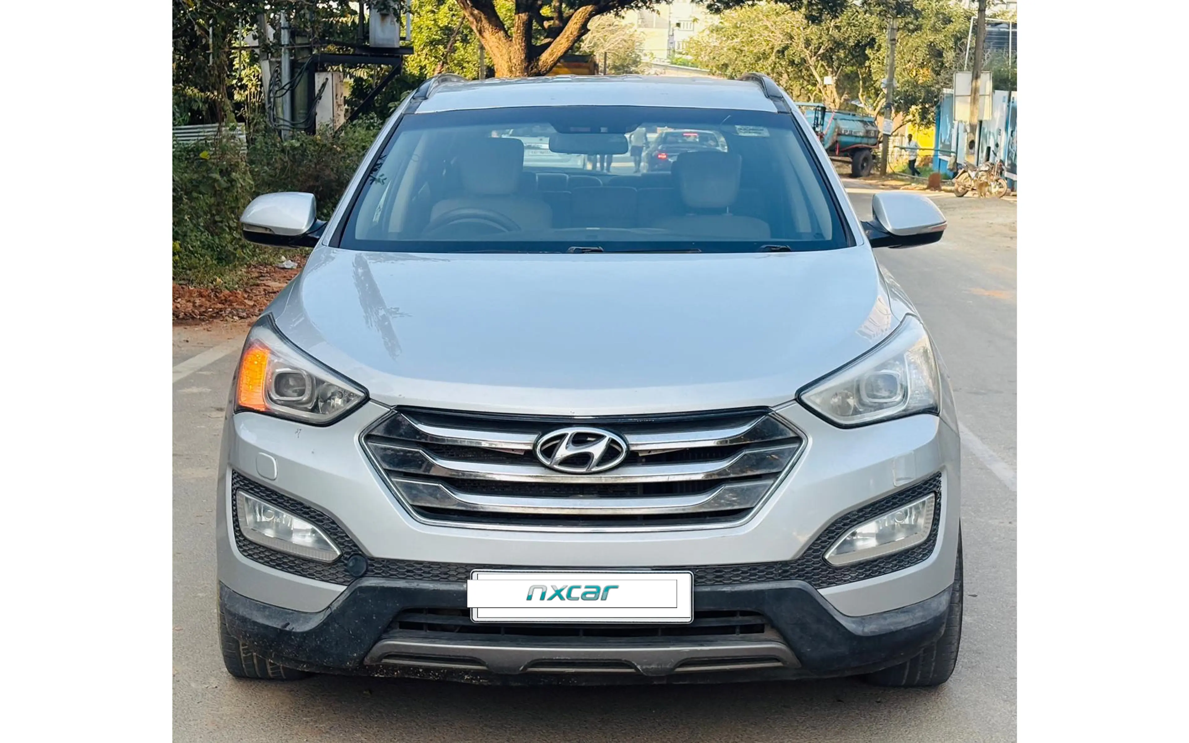 Used Hyundai santa-fe 4-wd2011-2014 for sale on Nxcar