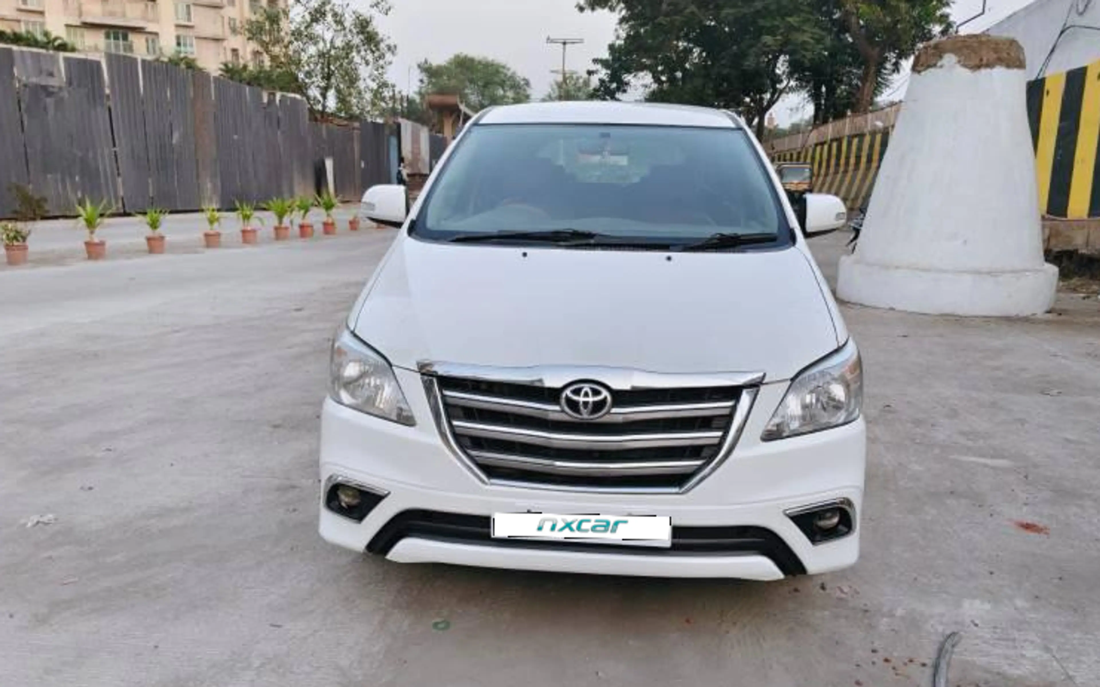 Used Toyota innova 25-v-7-str2005-2009 for sale on Nxcar