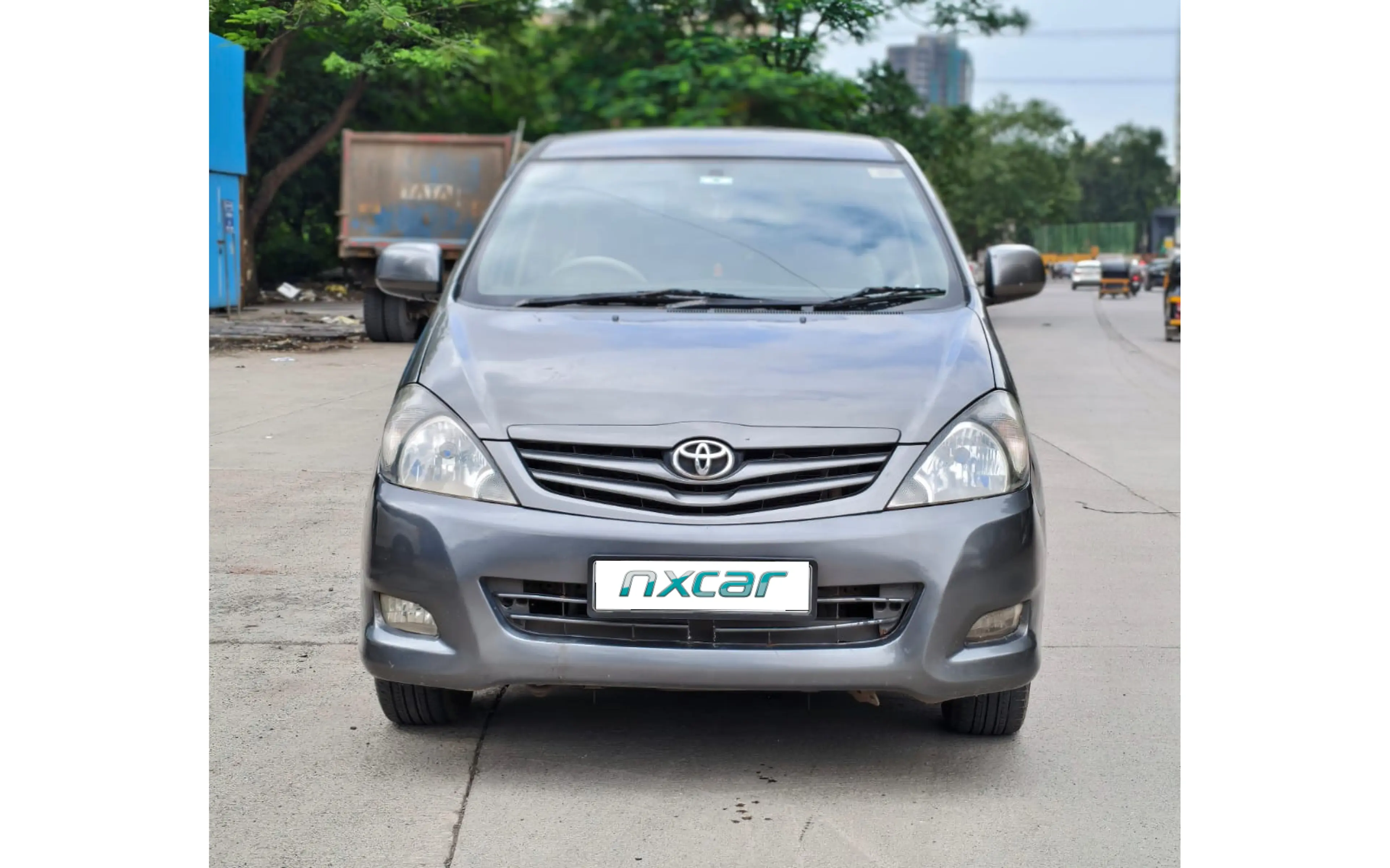 Used Toyota innova 25-gx-7-str2009-2012 for sale on Nxcar