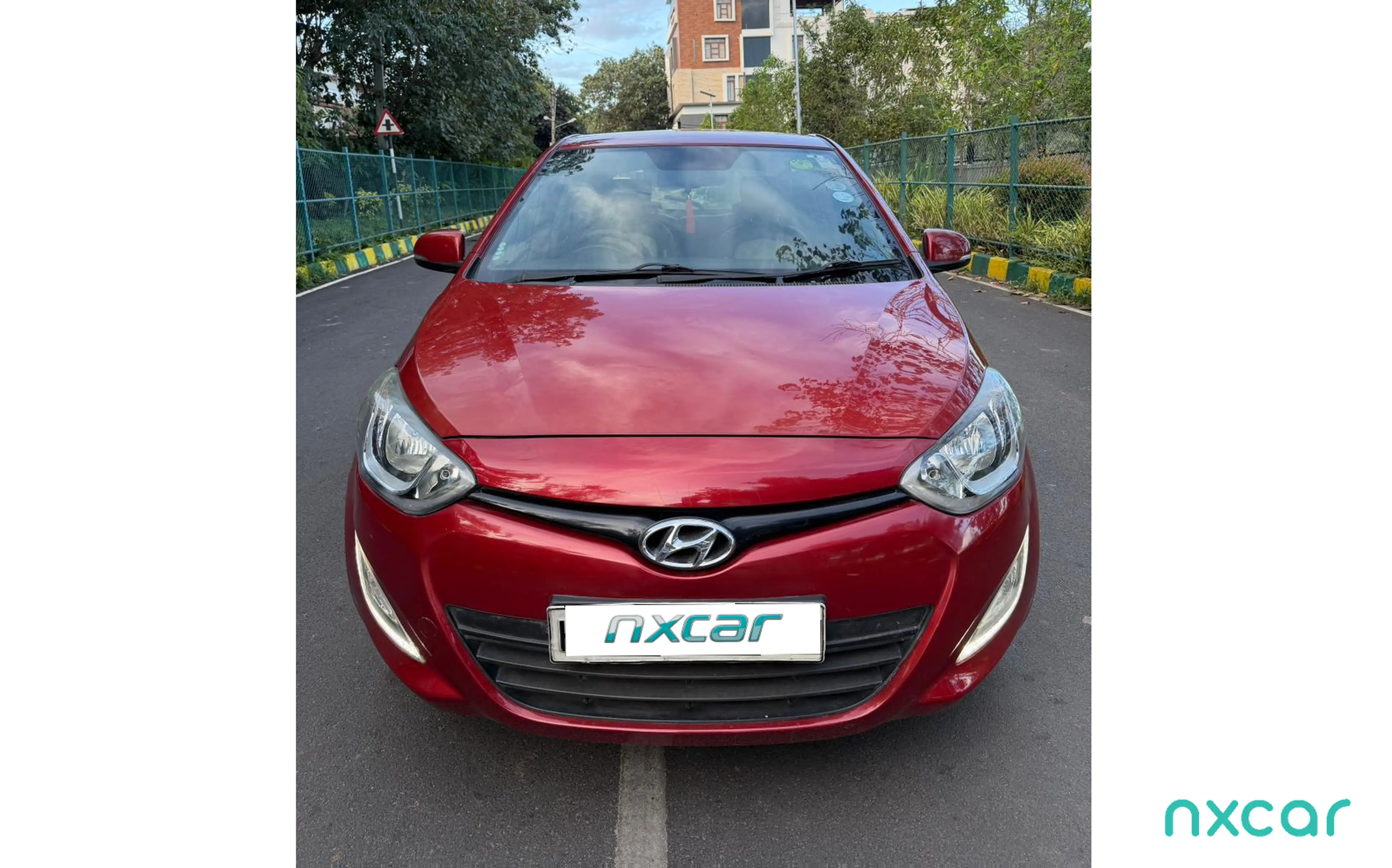 Used Hyundai i20 asta-12-mt for sale on Nxcar