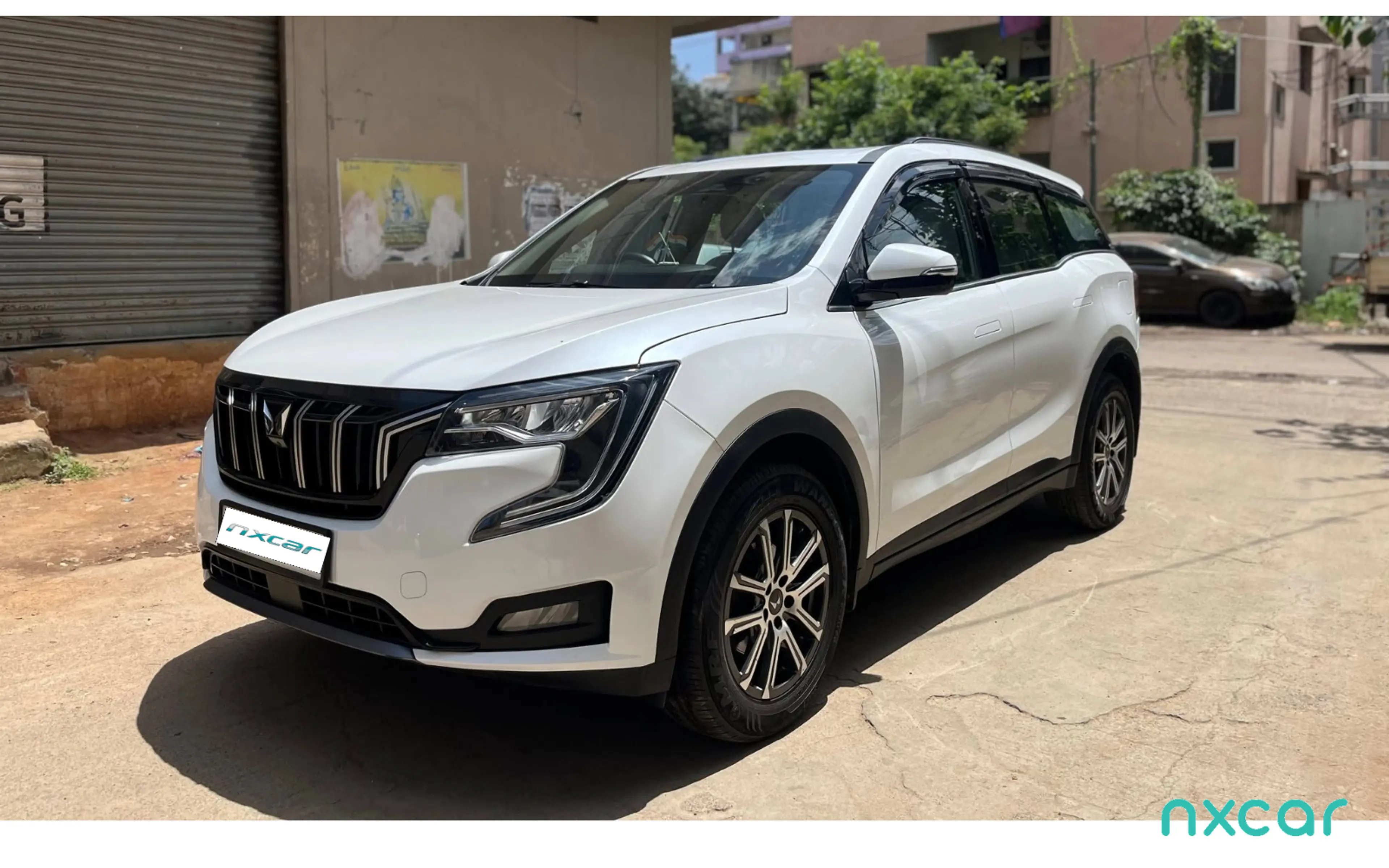 Used Mahindra xuv700 ax-7-diesel-mt-7-str for sale on Nxcar