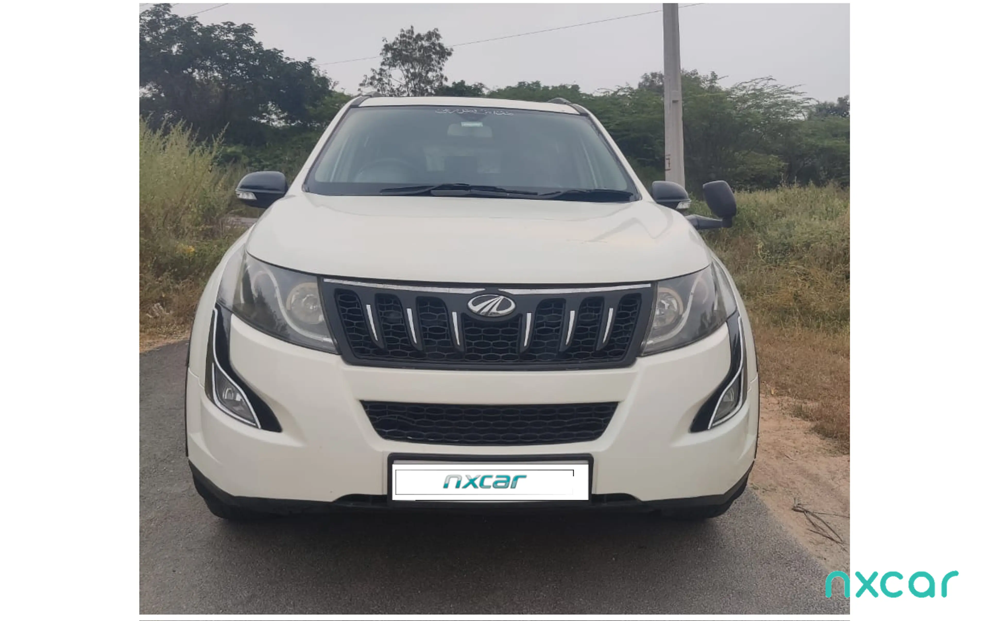 Used Mahindra xuv500 w102015-2018 for sale on Nxcar