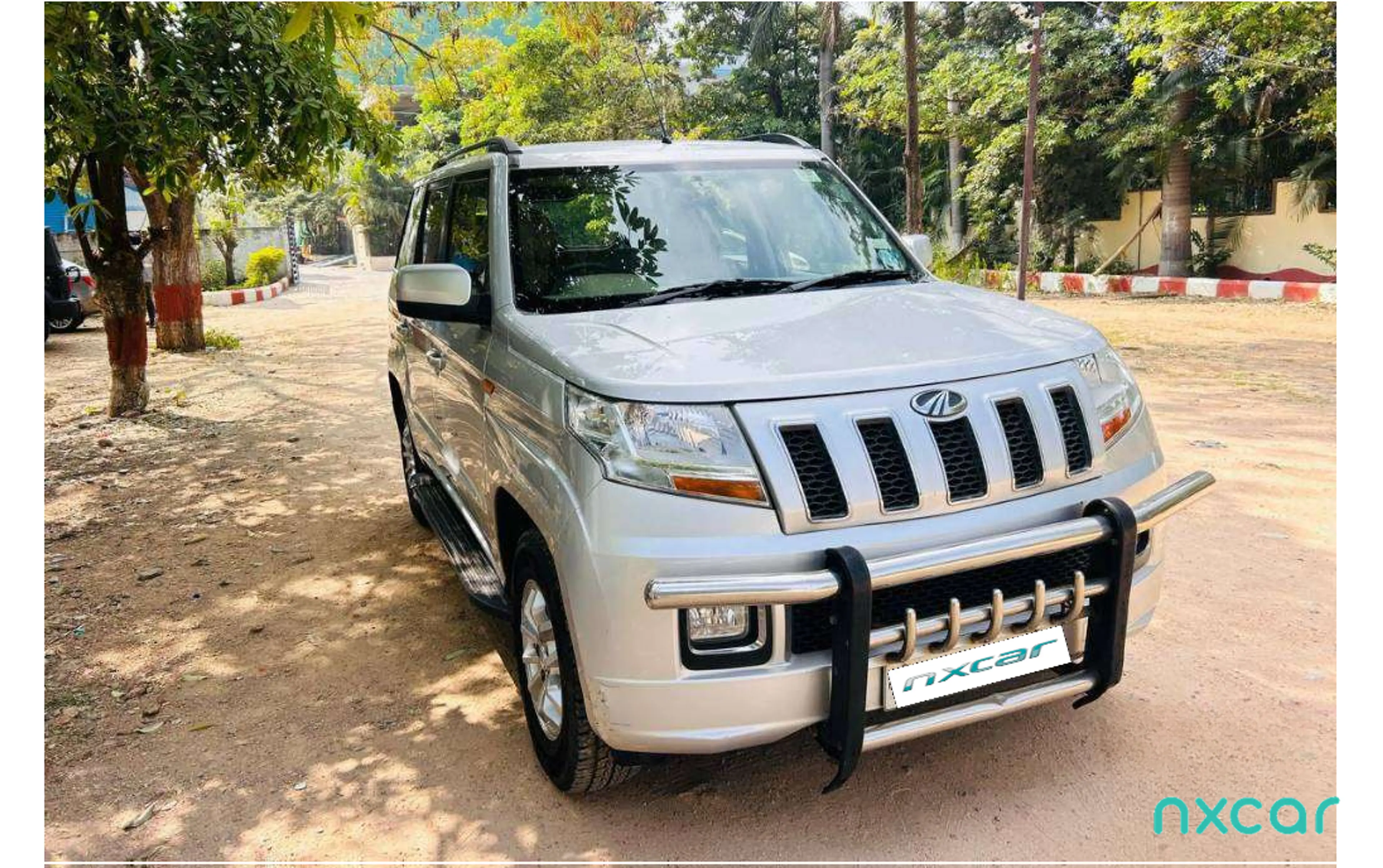 Used Mahindra tuv300 t8 for sale on Nxcar