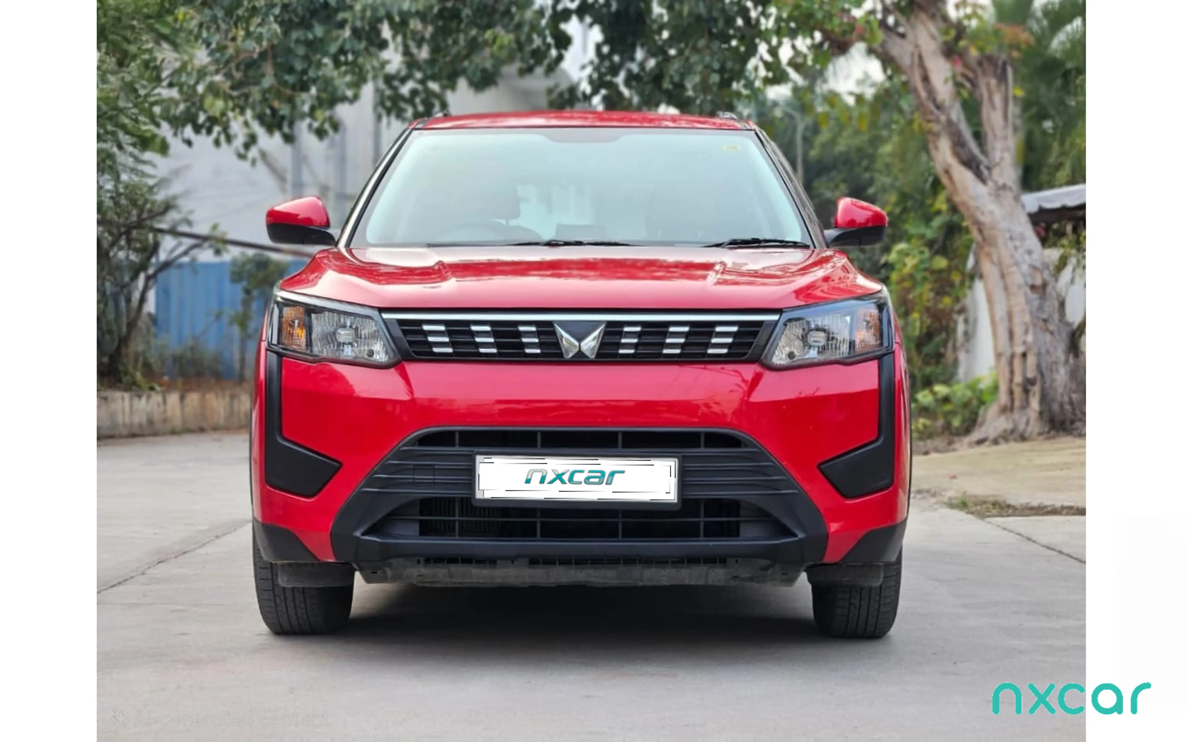 Used Mahindra xuv300 w6-diesel-mt for sale on Nxcar