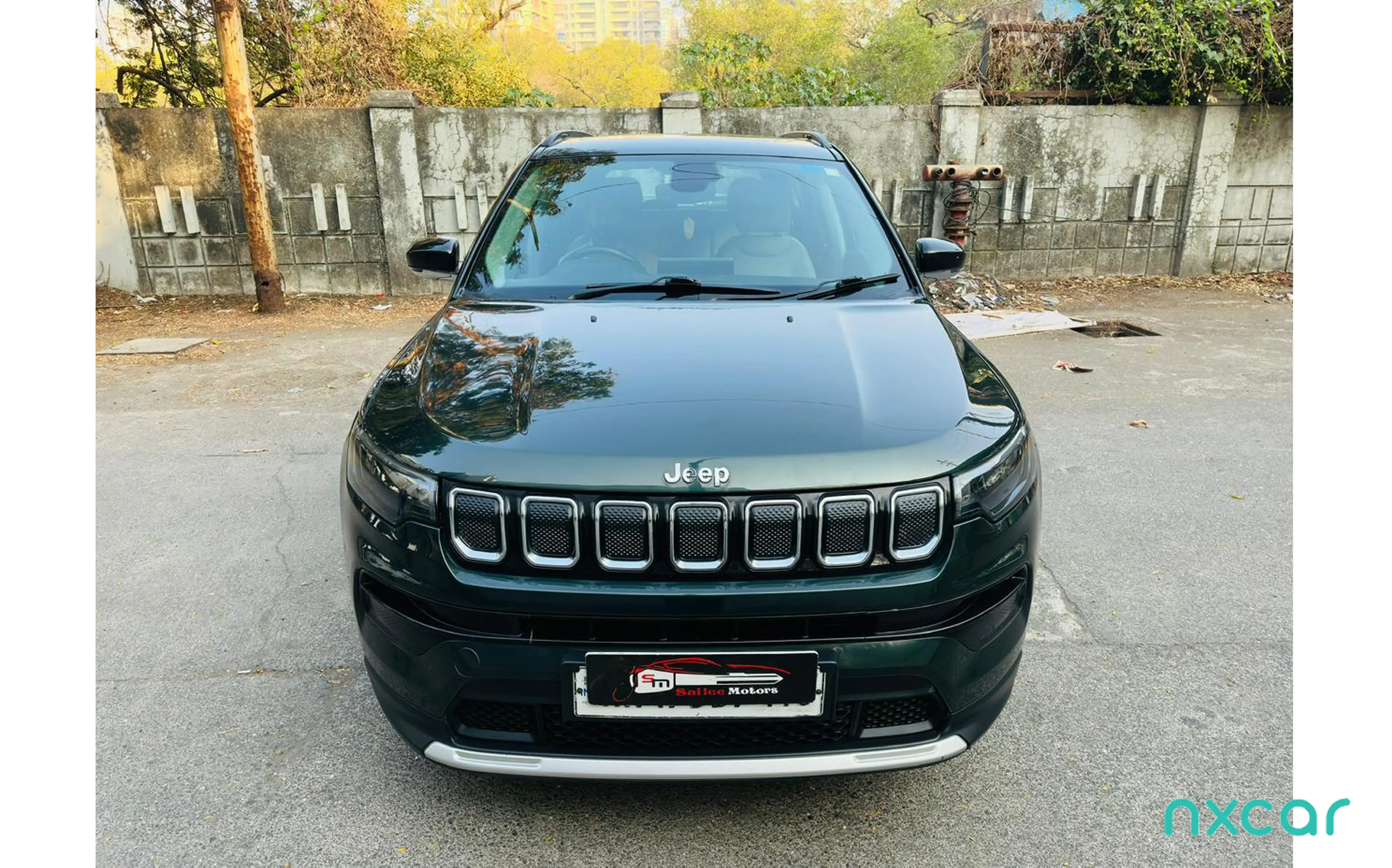 Used Jeep compass limited-o-14-petrol-dct for sale on Nxcar