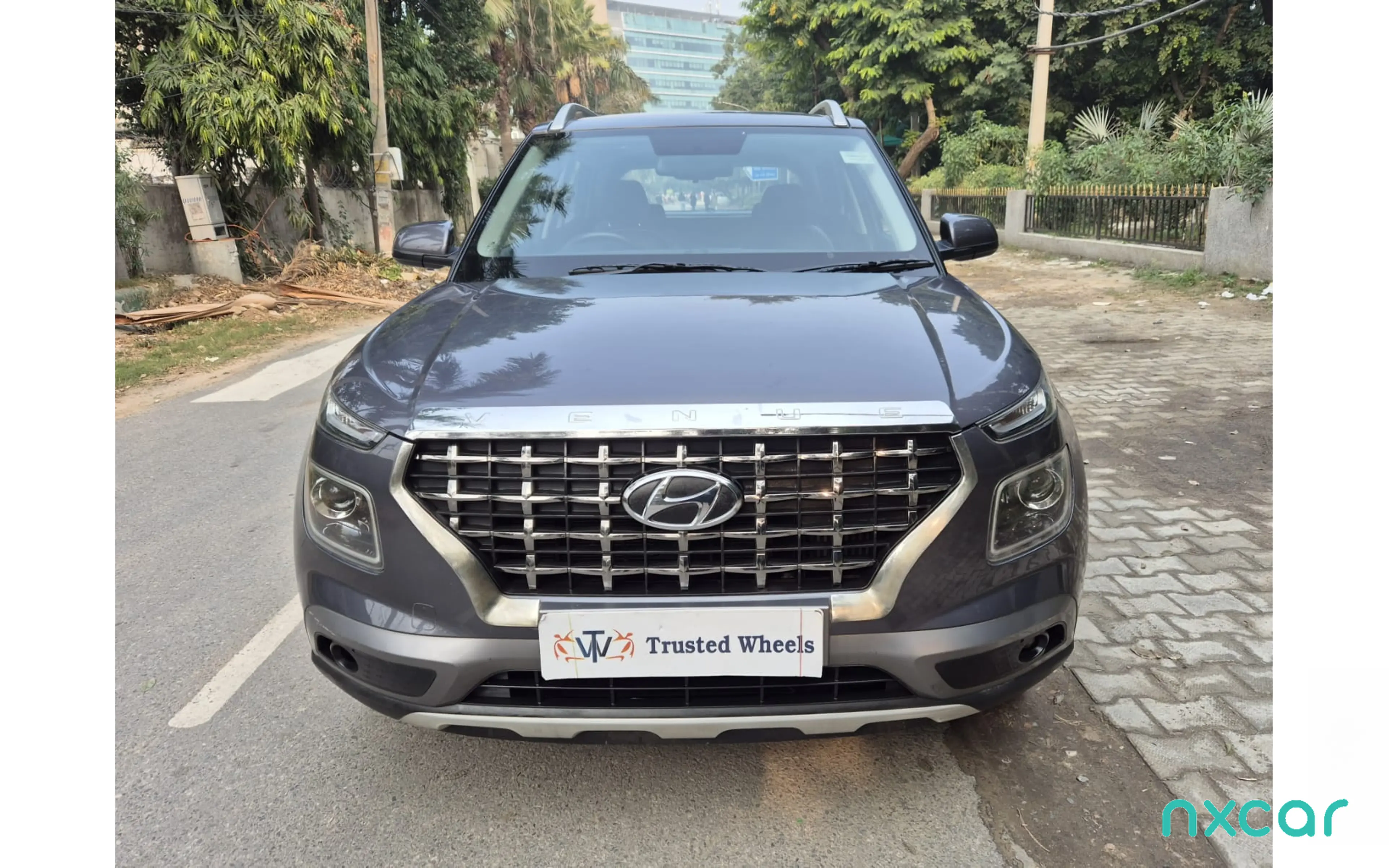 Used Hyundai venue sx-plus-10-turbo-dct-dual-tone2019-2022 for sale on Nxcar