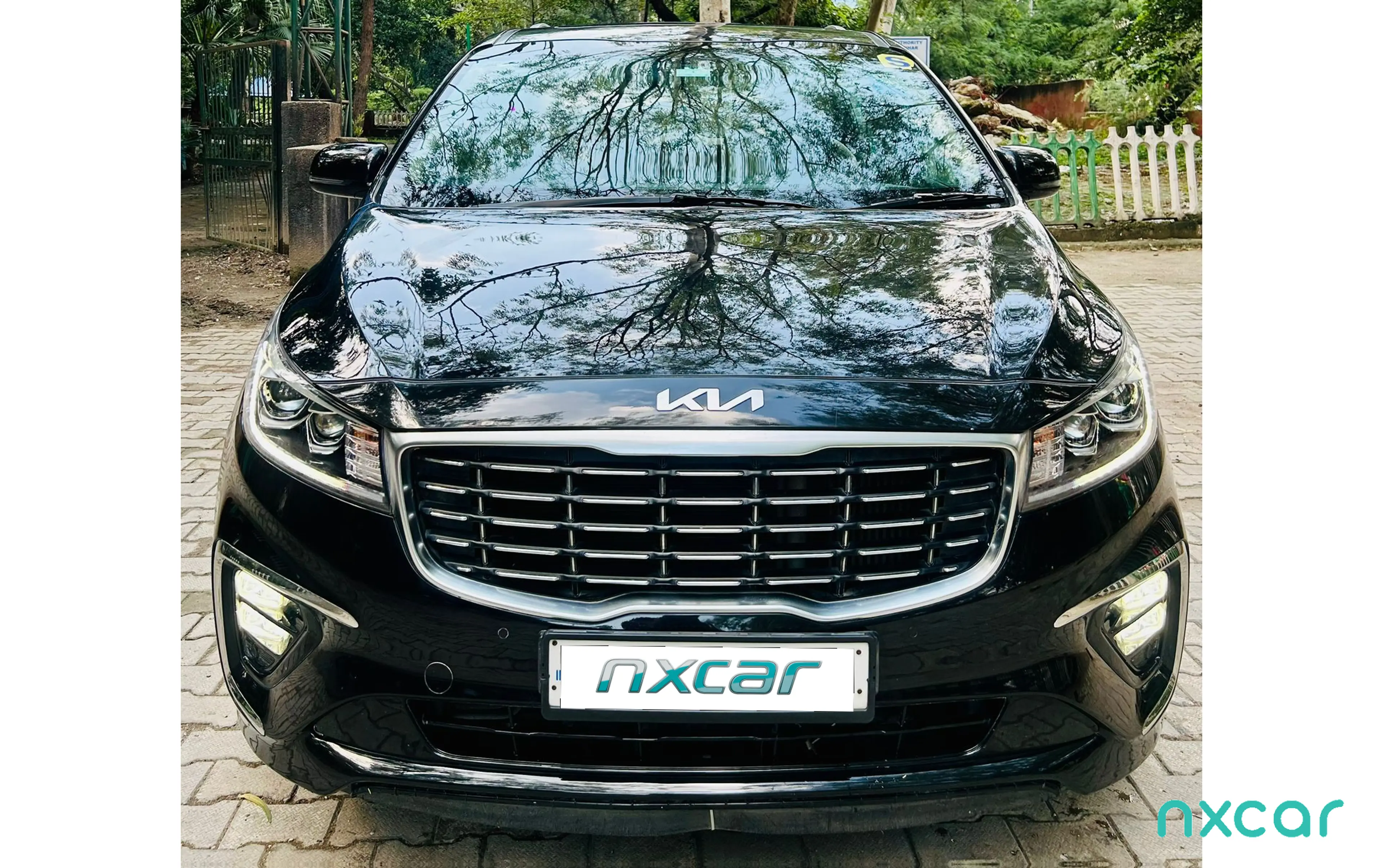 Used Kia carnival limousine-plus-7-str2020-2023 for sale on Nxcar