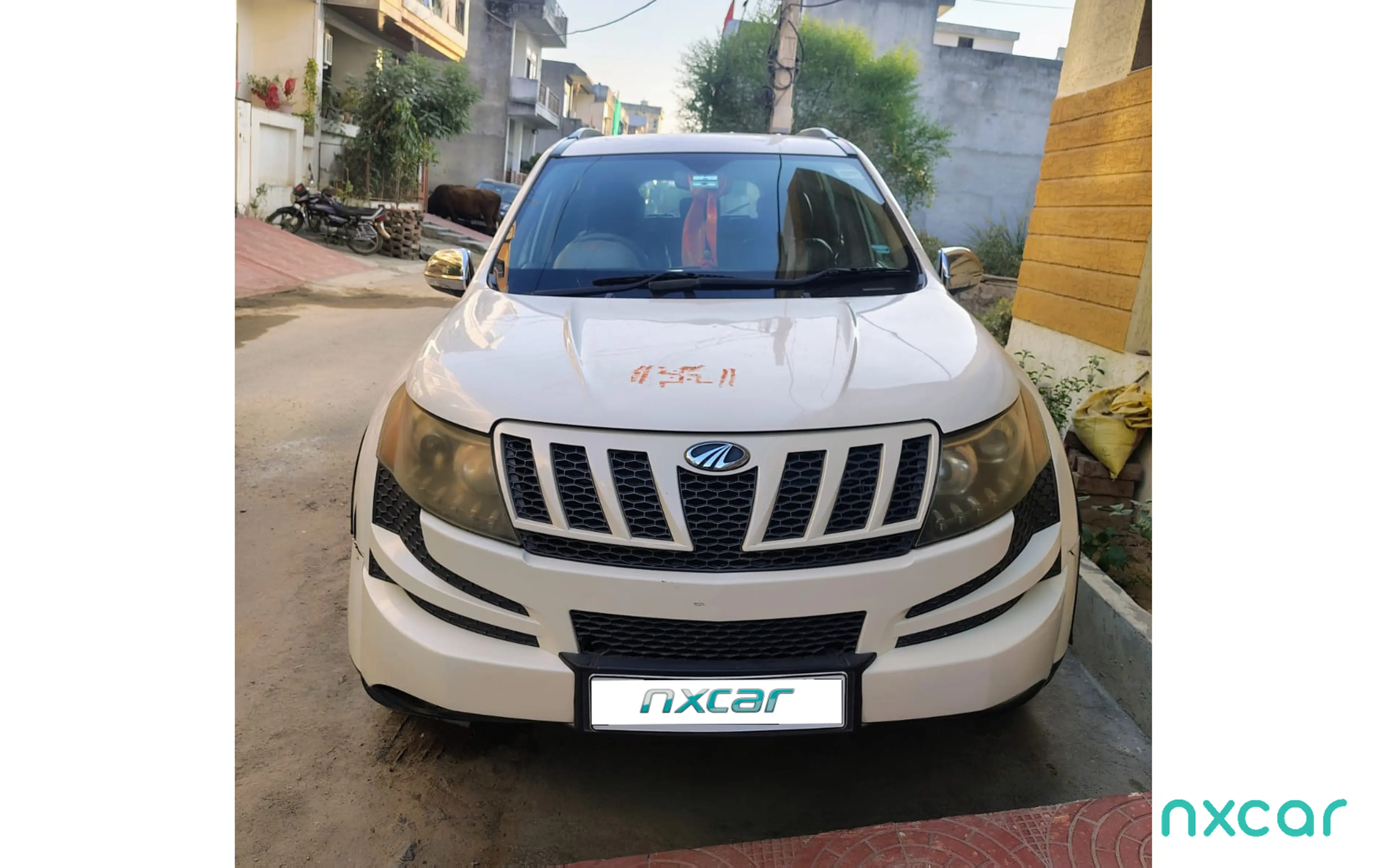 Used Mahindra xuv500 w8-awd2011-2015 for sale on Nxcar