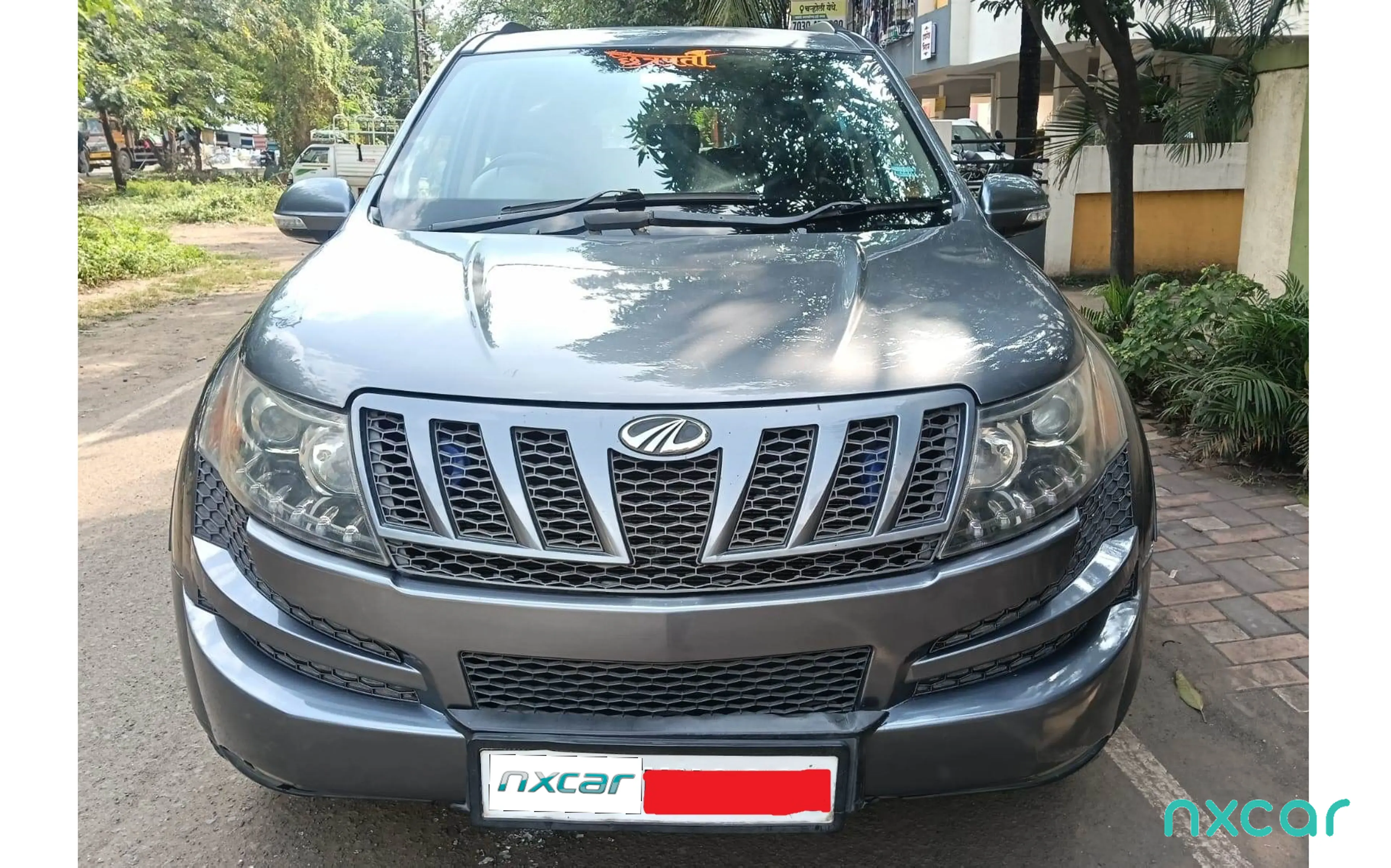 Used Mahindra xuv500 w82011-2015 for sale on Nxcar