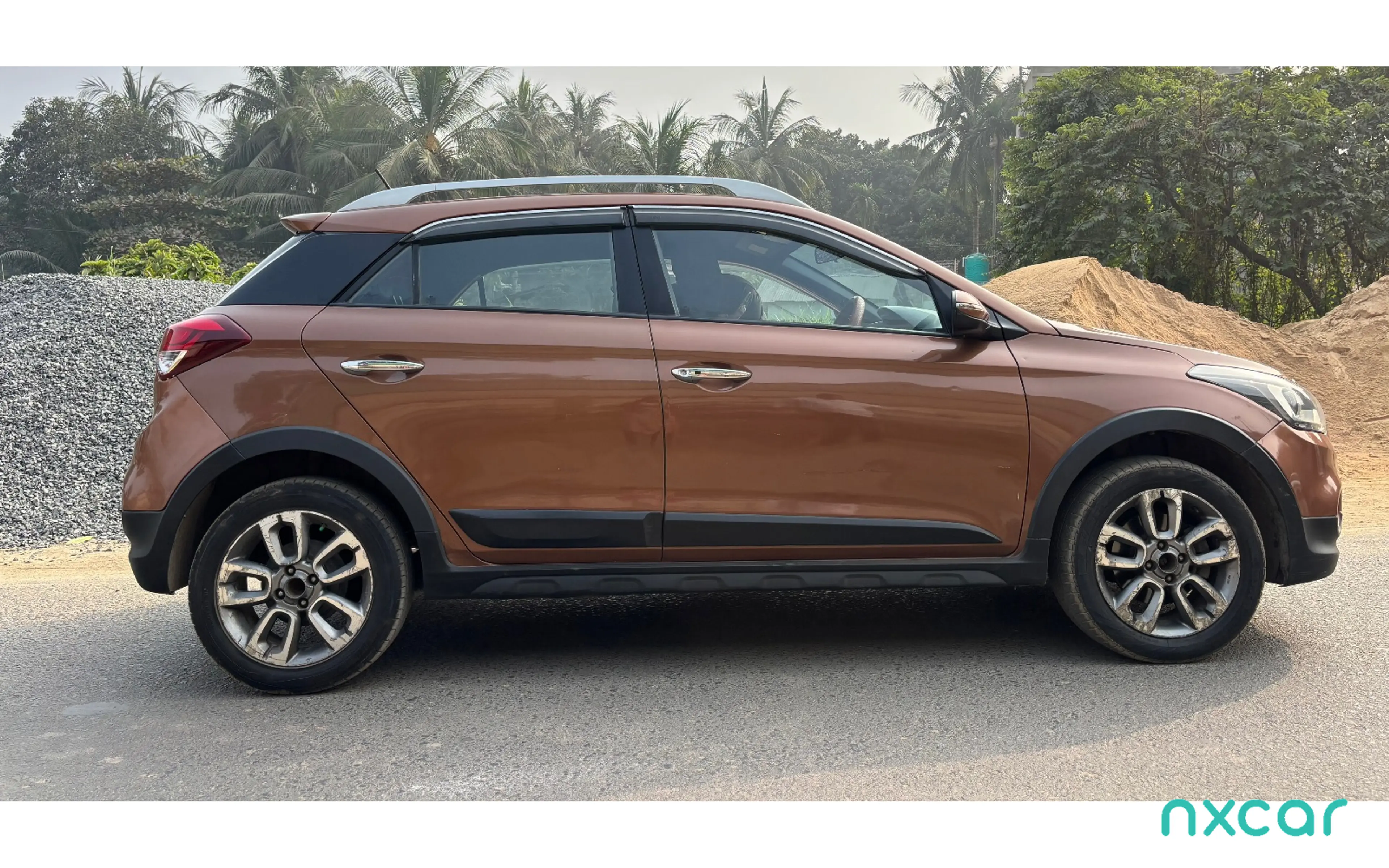 Used Hyundai i20-active 12-sx for sale on Nxcar