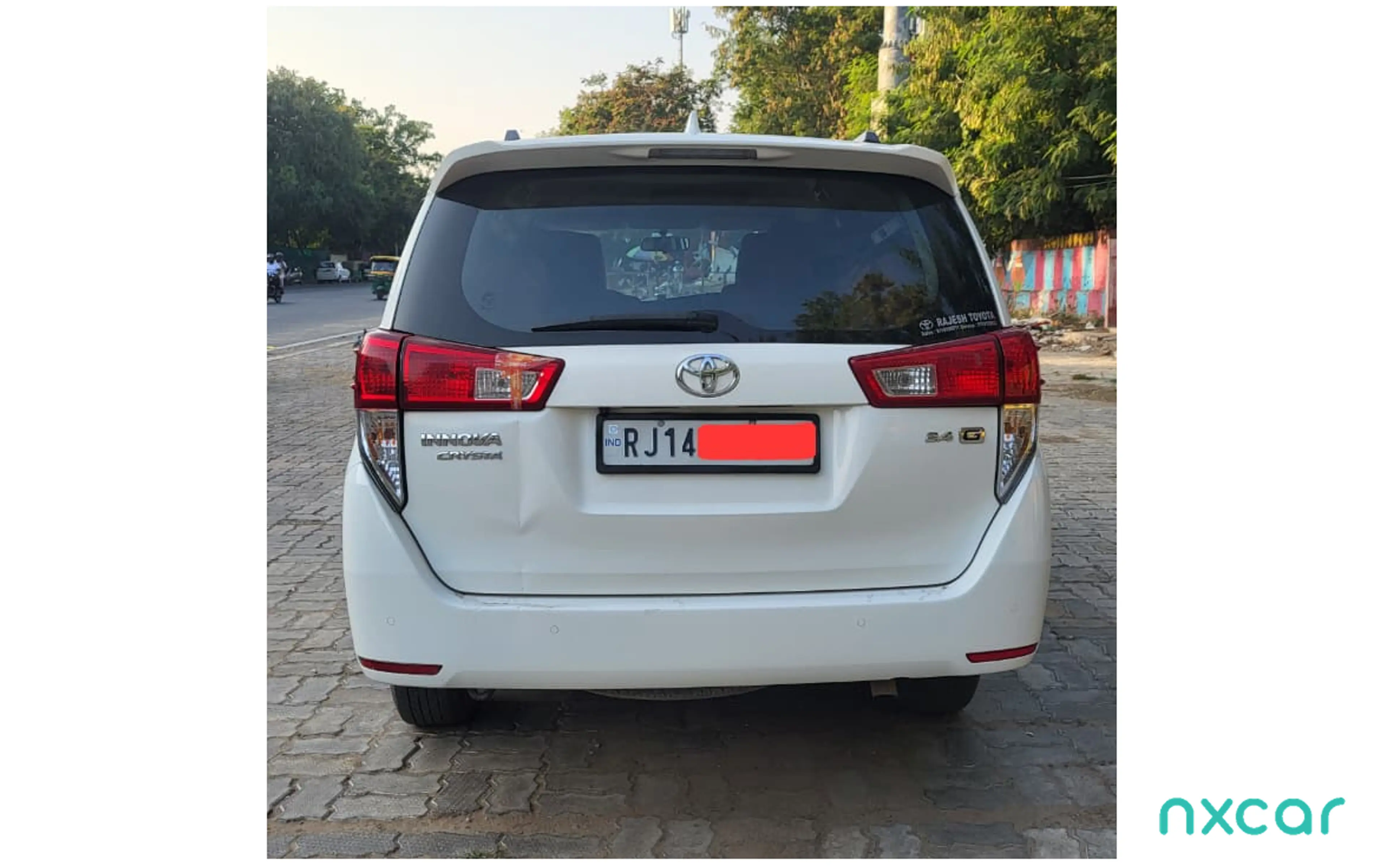 Used Toyota innova-crysta 24-g-7-str for sale on Nxcar