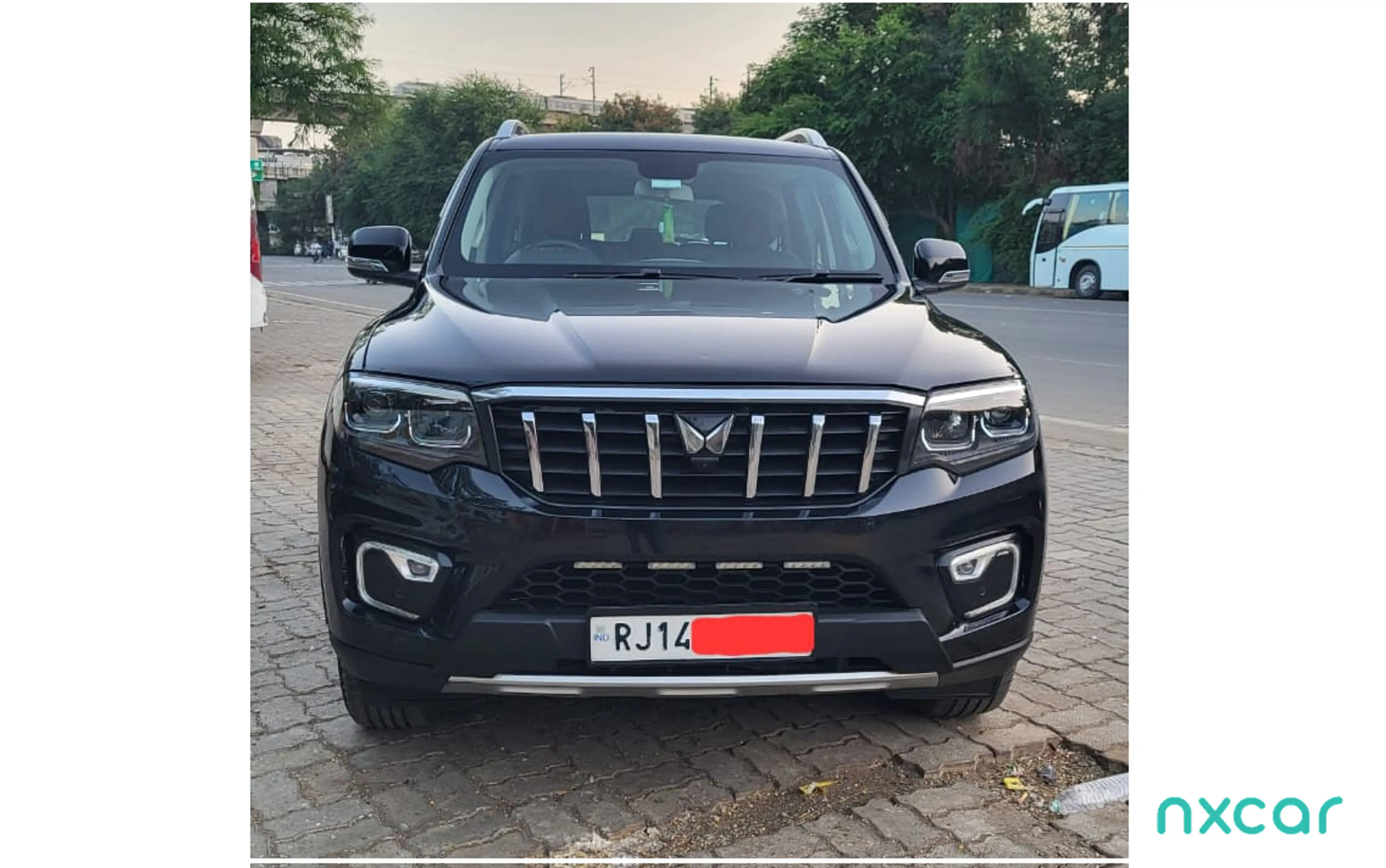 Used Mahindra scorpio-n z8-l-diesel-mt-4wd-7-str for sale on Nxcar