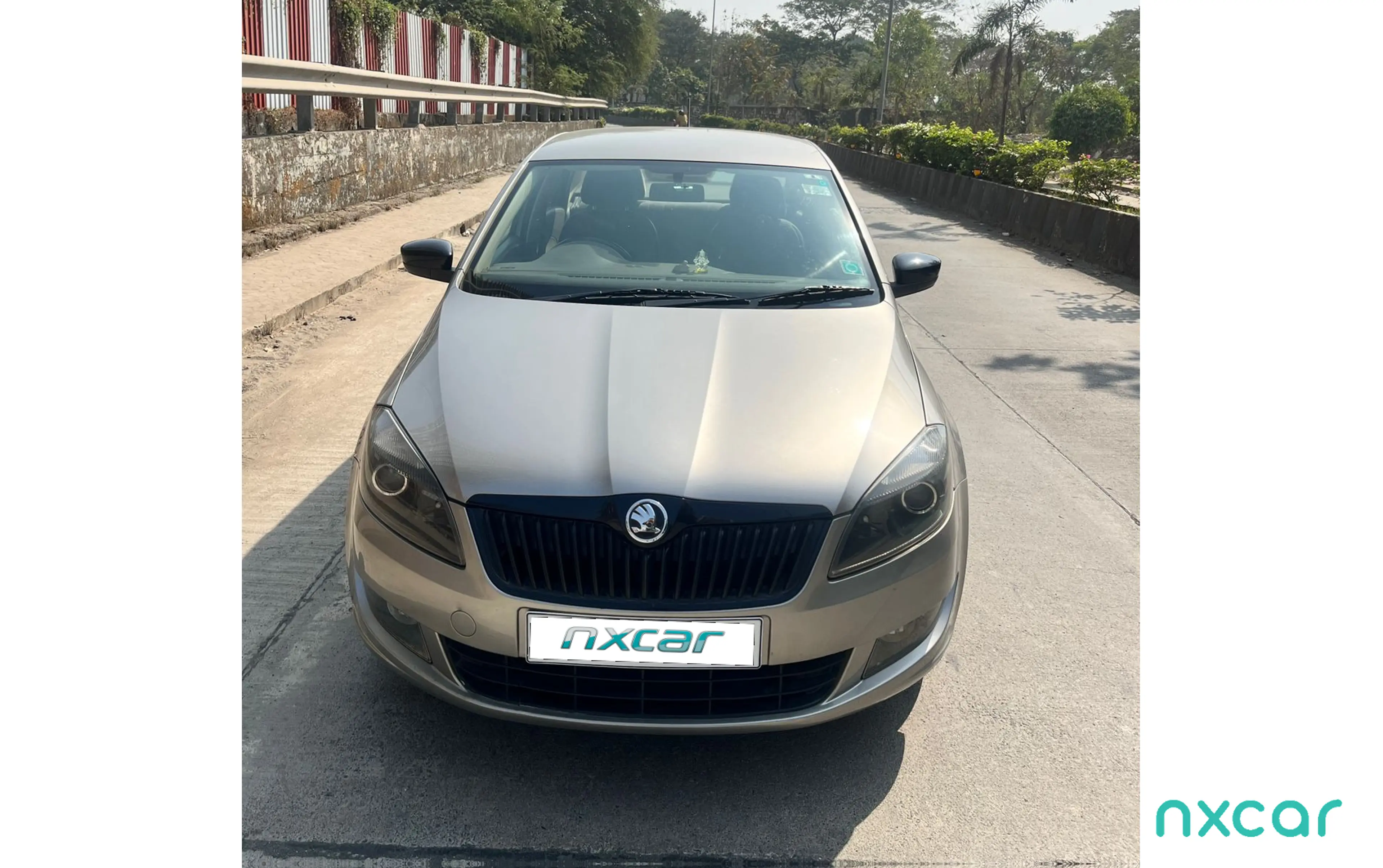 Used Skoda rapid elegance-77kwtdicrbs4 for sale on Nxcar