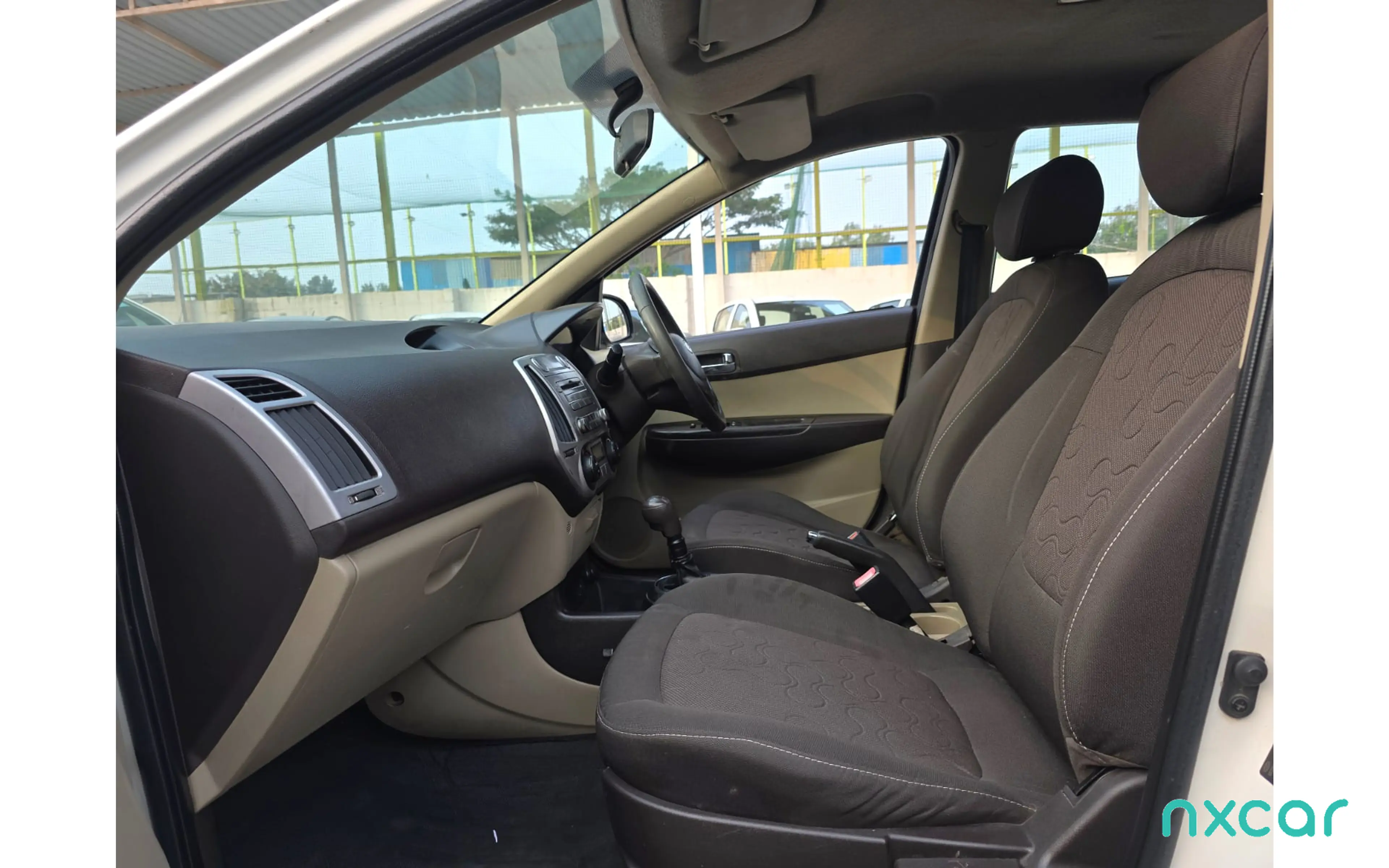 Used Hyundai i20 magna-14-crdi2010-2012 for sale on Nxcar