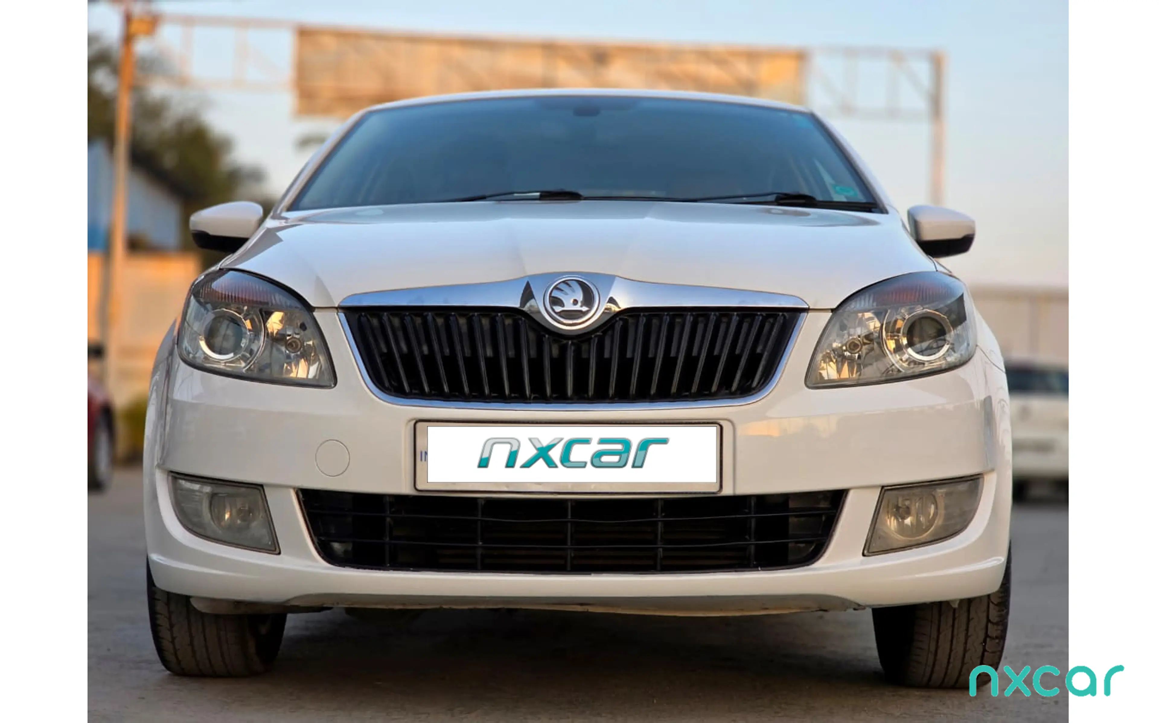 Used Skoda rapid 15-tdi-cr-style-plus-at2015-2016 for sale on Nxcar