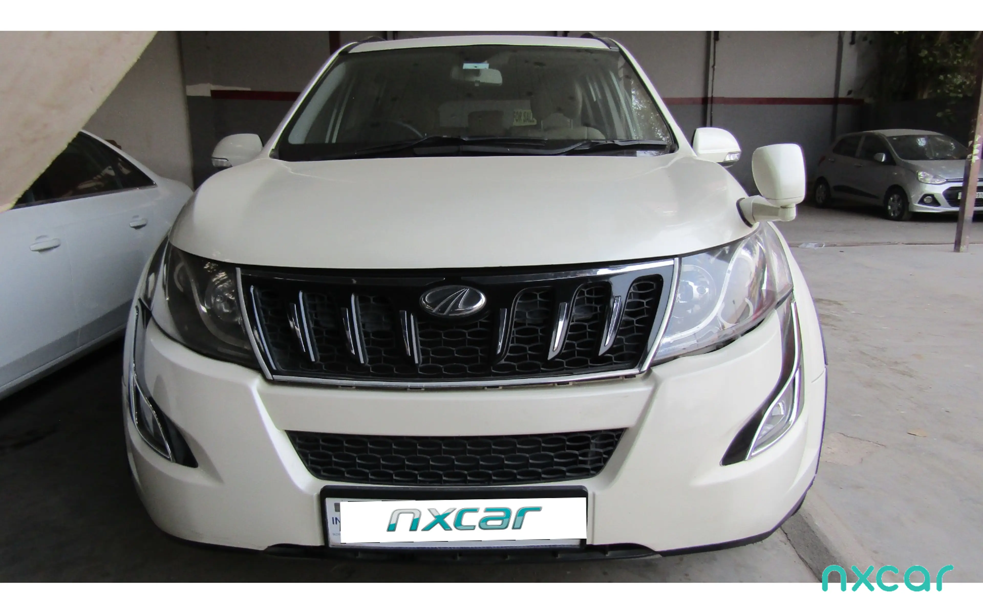 Used Mahindra xuv500 w102015-2018 for sale on Nxcar
