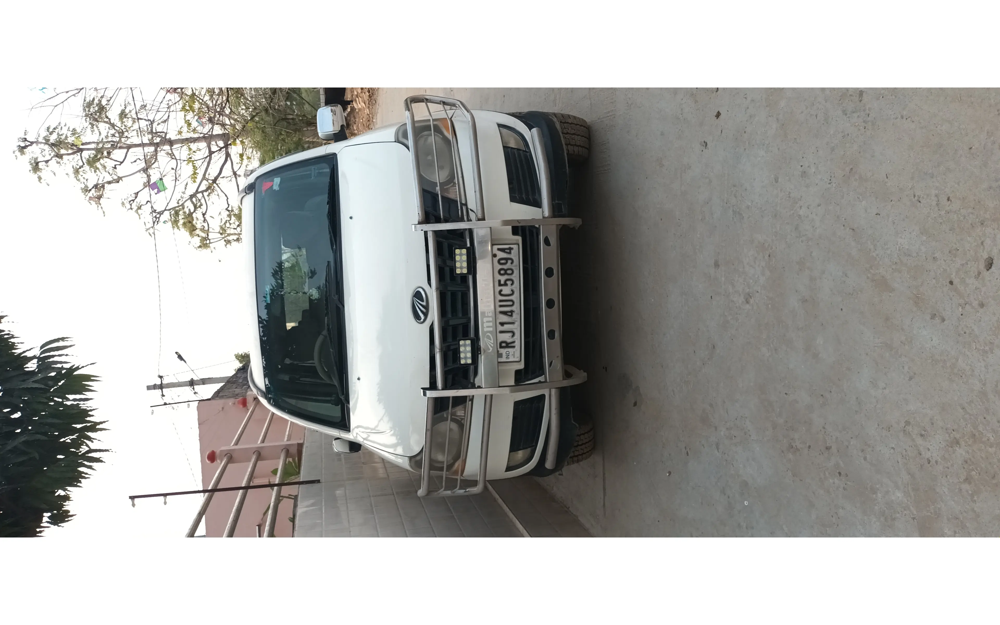 Used Mahindra xylo e9-bs-iv2012-2014 for sale on Nxcar