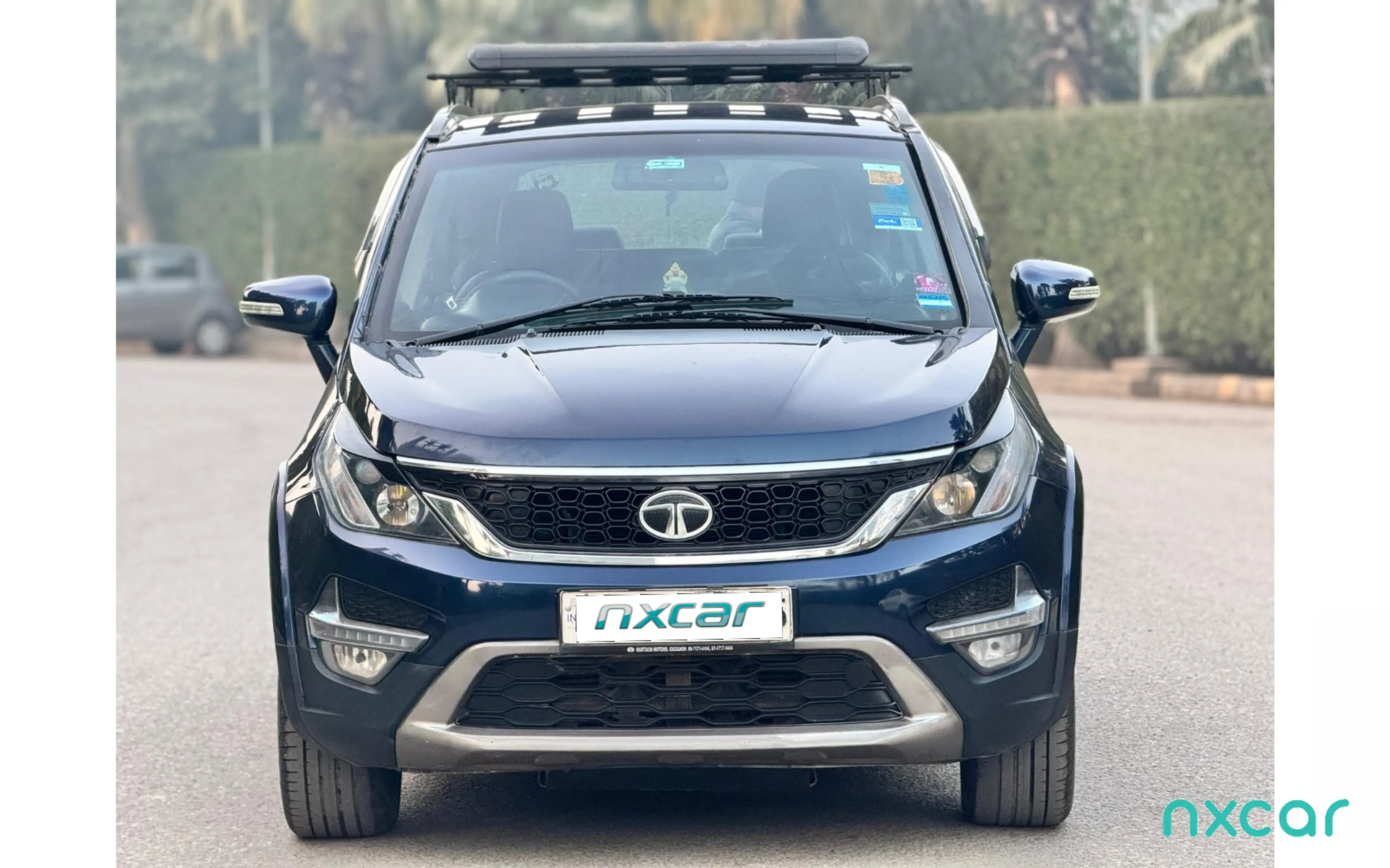 Used Tata hexa xta-4x2-7-str for sale on Nxcar