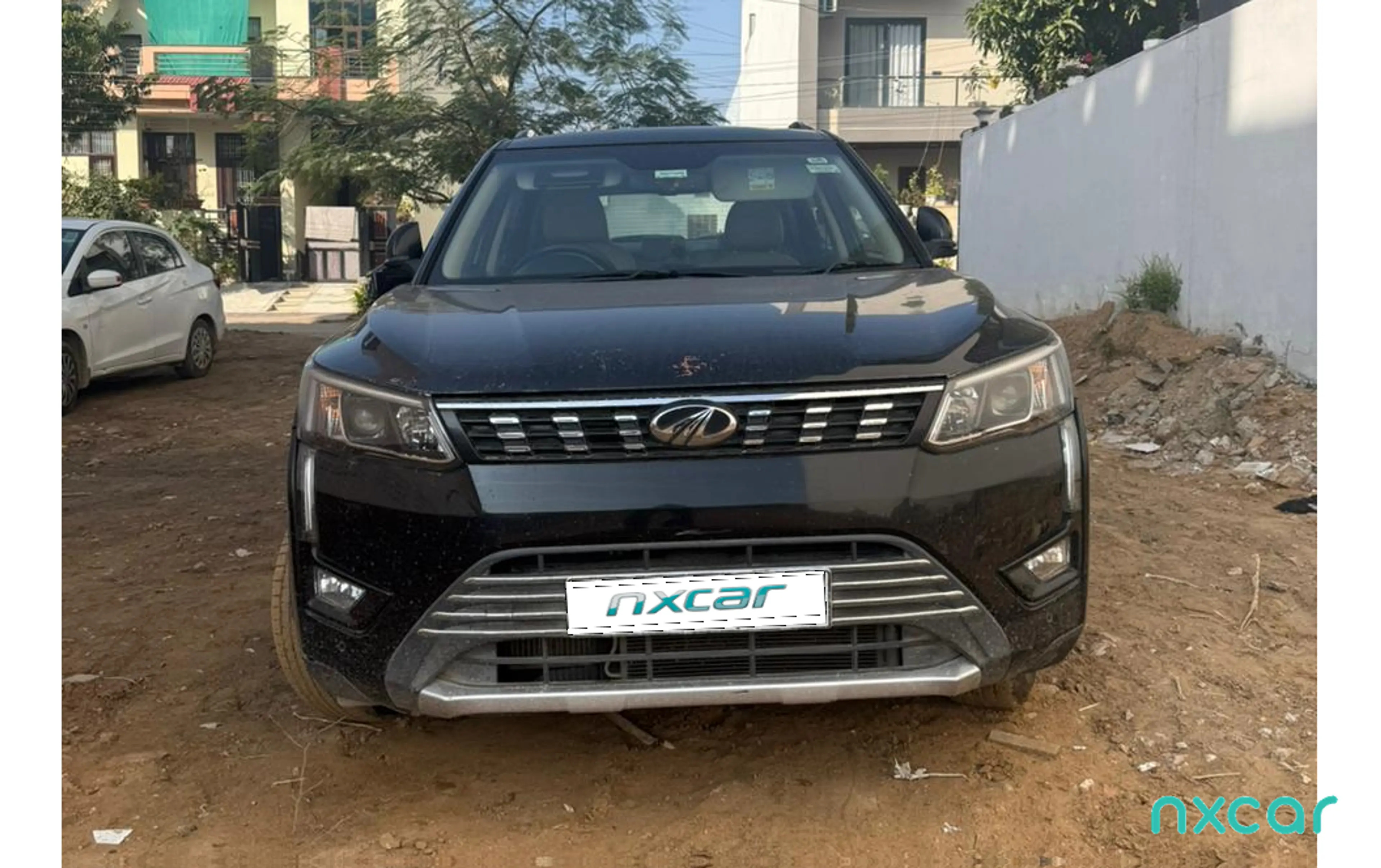 Used Mahindra xuv300 15-w8-o-2019-20202019-2024 for sale on Nxcar